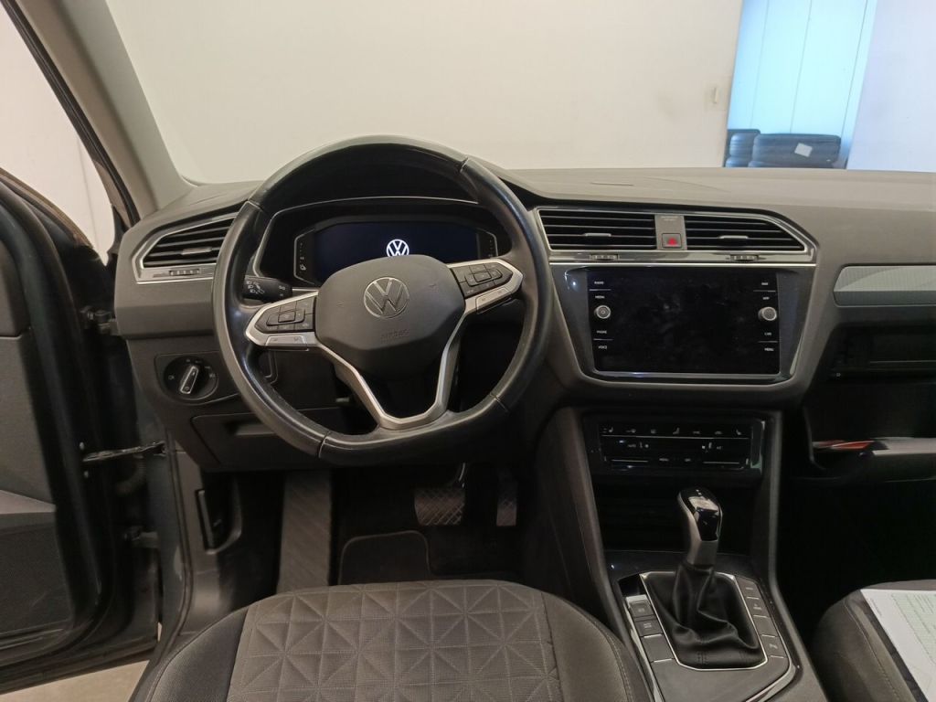 VOLKSWAGEN Tiguan 1.4 AT – foto 6 – kavel bij Antwerp Auctions, Aartselaar