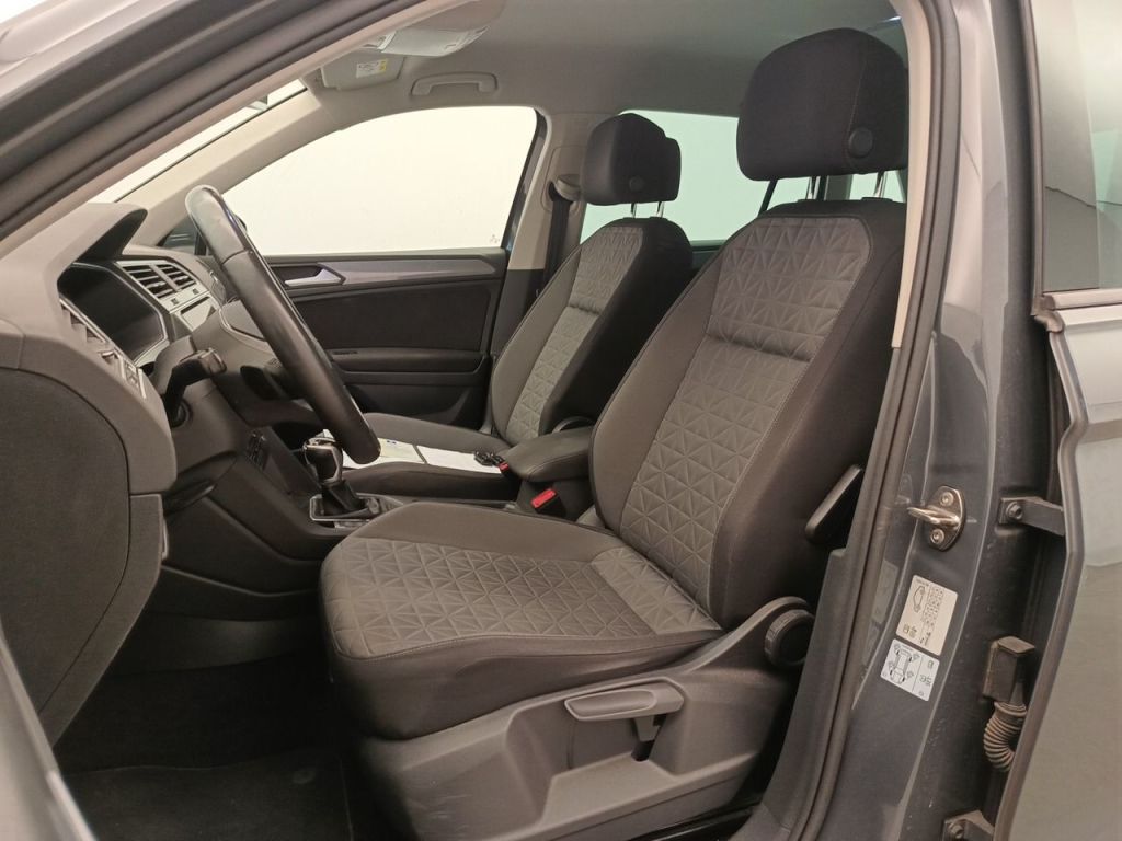 VOLKSWAGEN Tiguan 1.4 AT – foto 7 – kavel bij Antwerp Auctions, Aartselaar