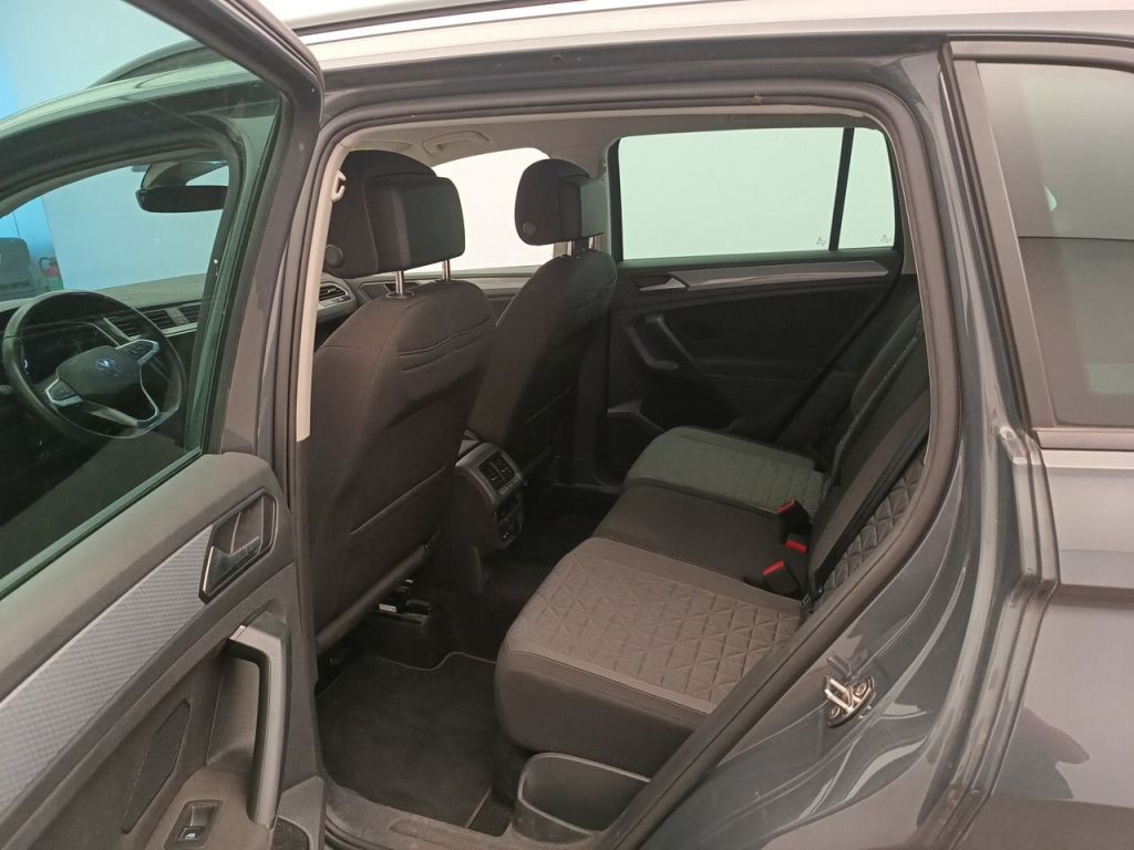 VOLKSWAGEN Tiguan 1.4 AT – foto 8 – kavel bij Antwerp Auctions, Aartselaar