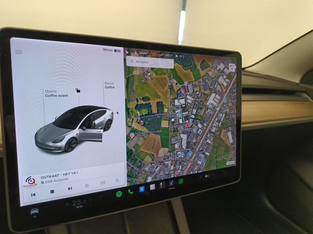 Tesla Model 3 Long Range Dual Motor – foto 9 – kavel bij Antwerp Auctions, Aartselaar