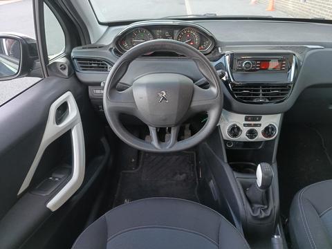 Peugeot 208 1.2 MT – foto 5 – kavel bij Antwerp Auctions, Aartselaar