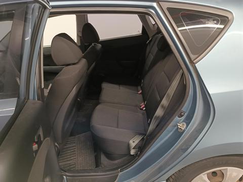 Hyundai I30 1.4 MT – foto 7 – kavel bij Antwerp Auctions, Aartselaar