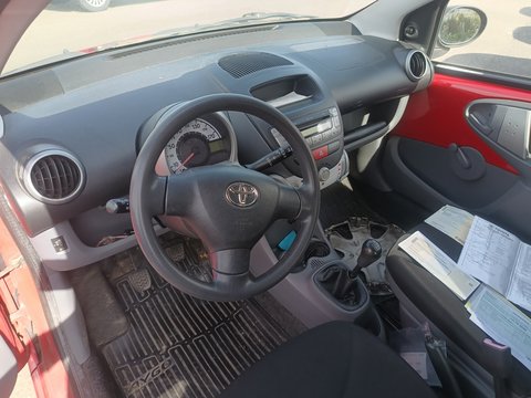 Toyota AYGO 1.0 MT – foto 5 – kavel bij Antwerp Auctions, Aartselaar
