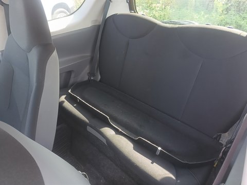 Toyota AYGO 1.0 MT – foto 7 – kavel bij Antwerp Auctions, Aartselaar