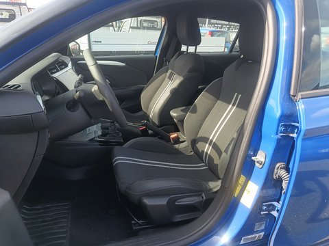 Opel Corsa GS 1.2 MT – foto 6 – kavel bij Antwerp Auctions, Aartselaar