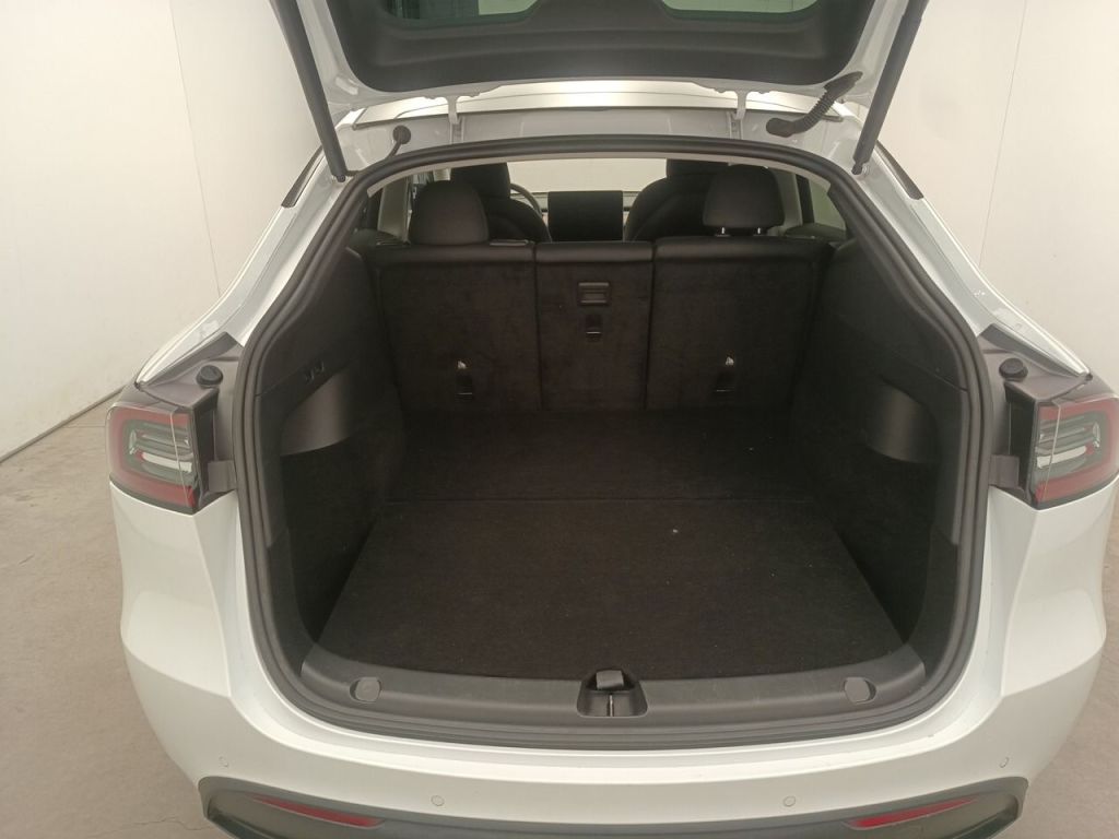 Tesla Model Y Long Range Dual Motor – foto 10 – kavel bij Antwerp Auctions, Aartselaar