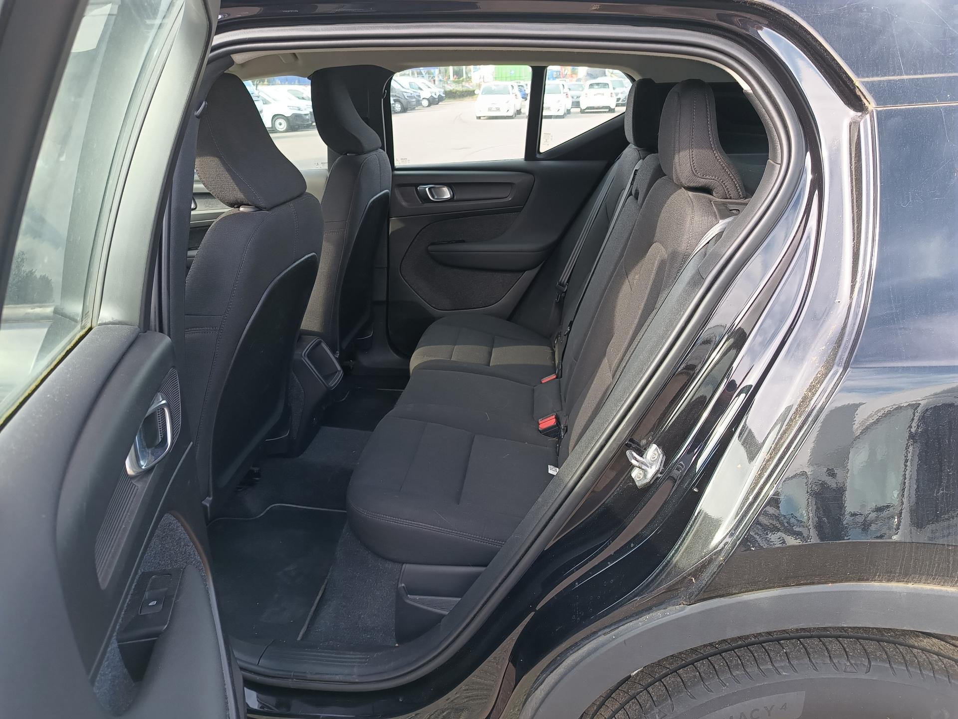 Volvo XC40 1.5 MT – foto 7 – kavel bij Antwerp Auctions, Aartselaar