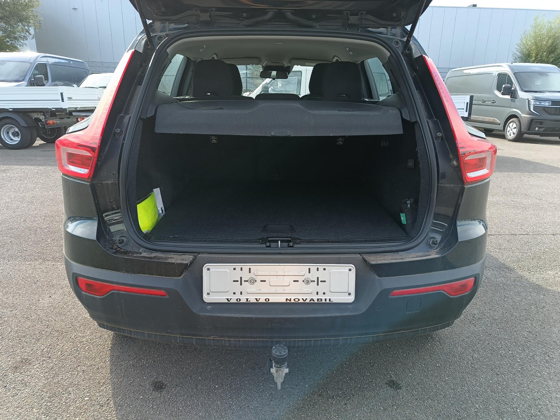 Volvo XC40 1.5 MT – foto 8 – kavel bij Antwerp Auctions, Aartselaar