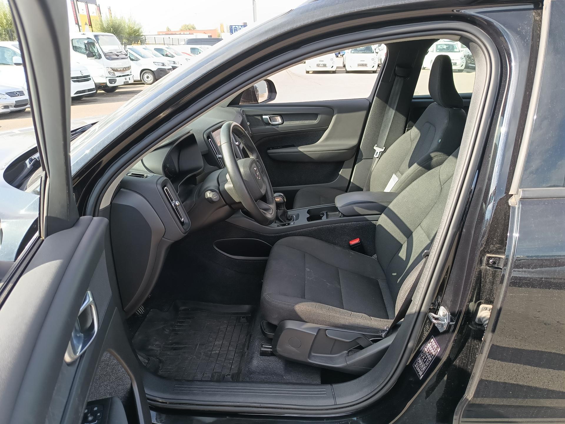 Volvo XC40 1.5 MT – foto 6 – kavel bij Antwerp Auctions, Aartselaar