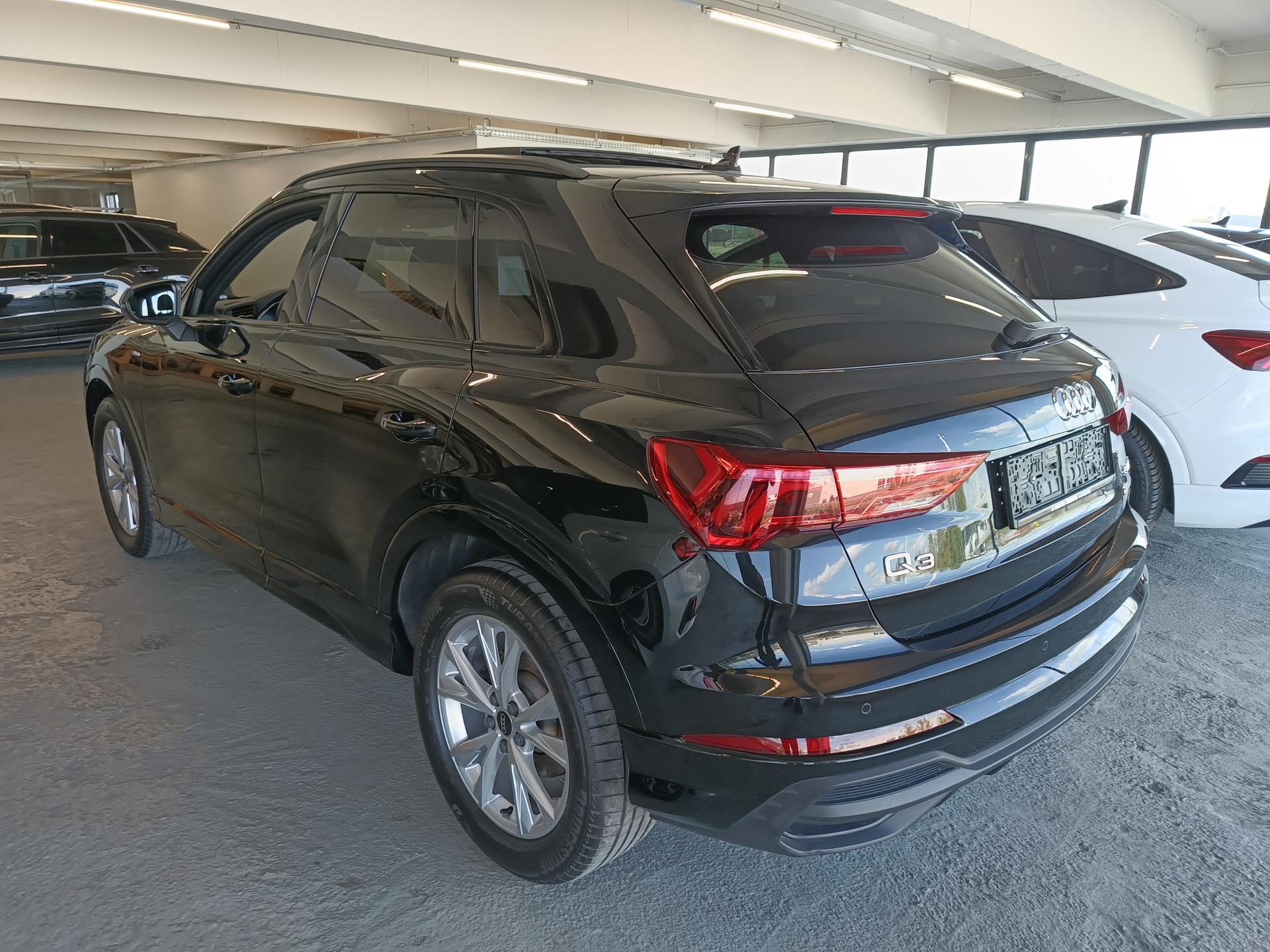 Audi Q3 1.5 AT – foto 2 – kavel bij Antwerp Auctions, Aartselaar