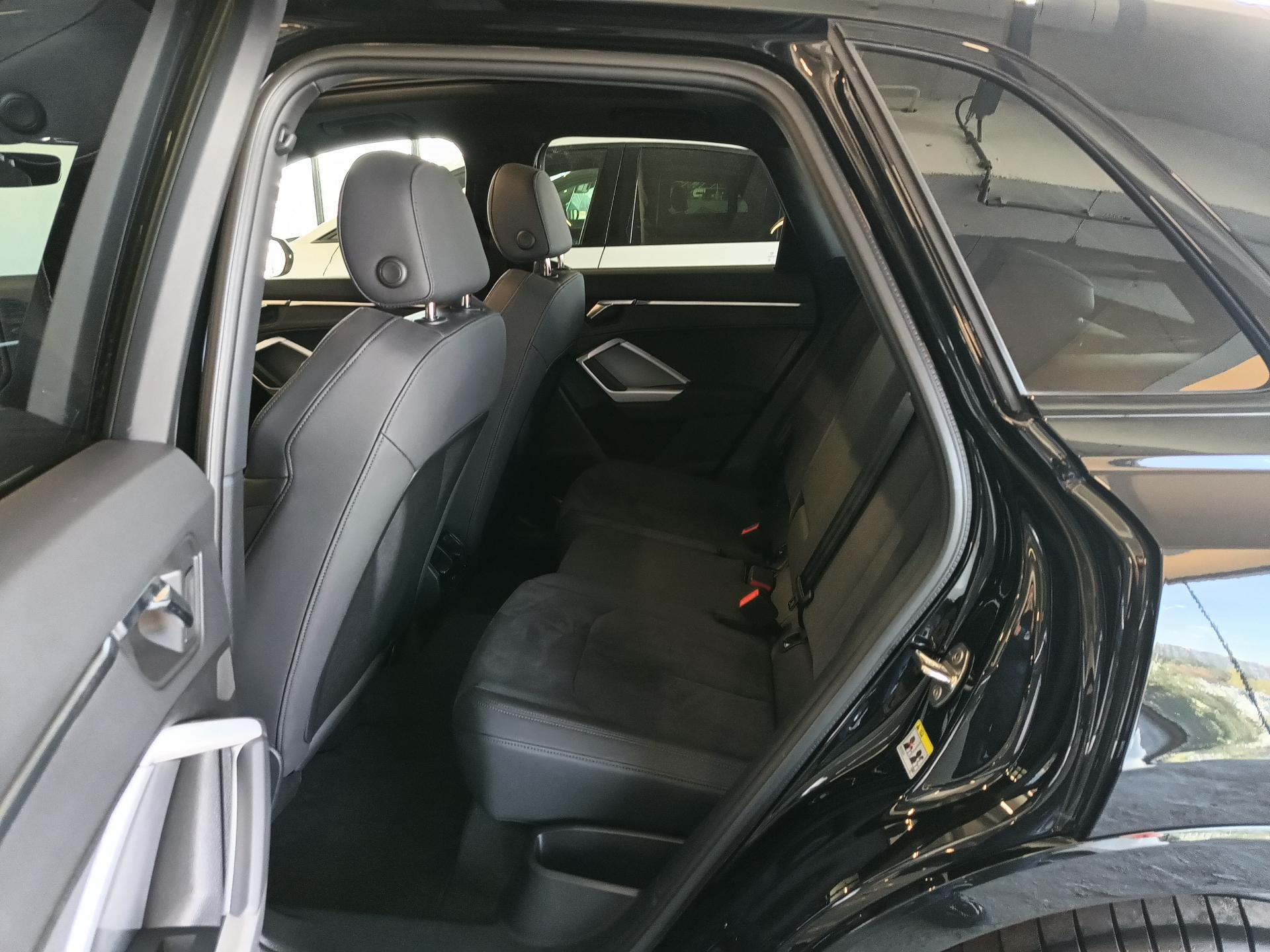 Audi Q3 1.5 AT – foto 10 – kavel bij Antwerp Auctions, Aartselaar