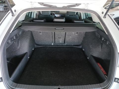 Skoda Octavia Combi 1.0 AT – foto 8 – kavel bij Antwerp Auctions, Aartselaar