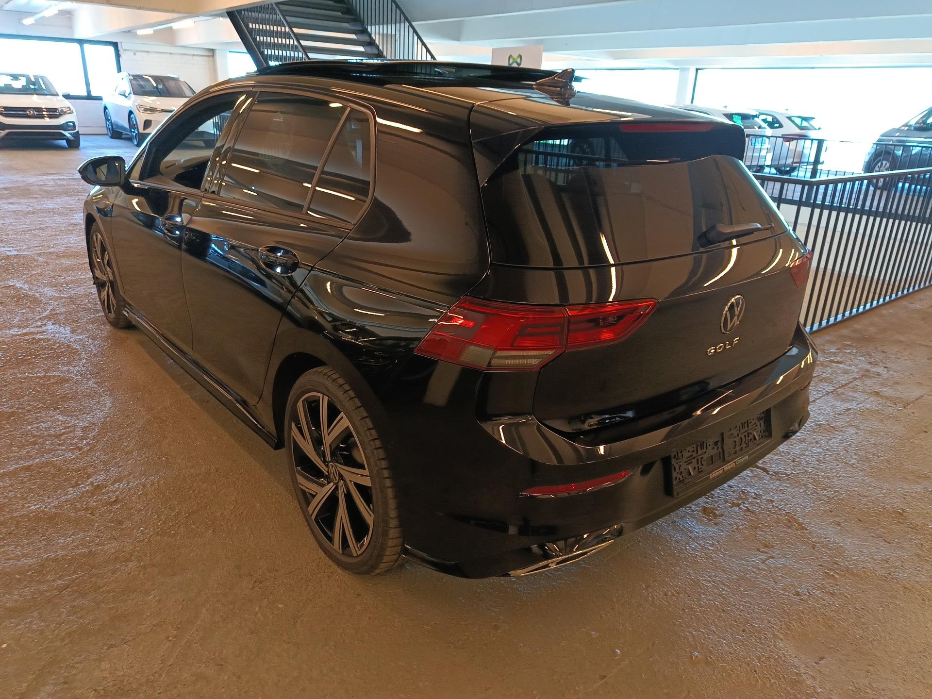 VW Golf R-line 2.0 AT – foto 2 – kavel bij Antwerp Auctions, Aartselaar