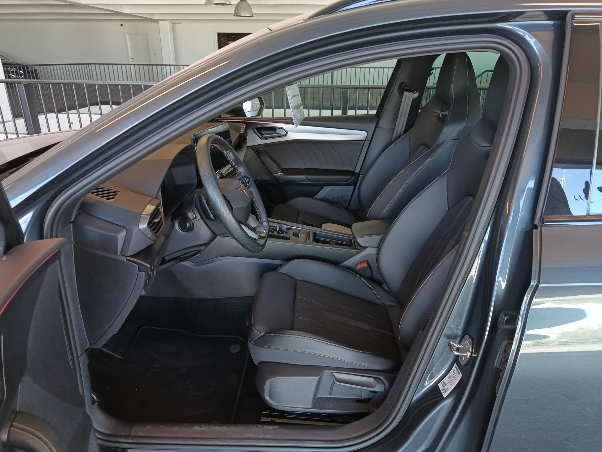 Seat Leon 1.4 TSI eHybrid – foto 8 – kavel bij Antwerp Auctions, Aartselaar
