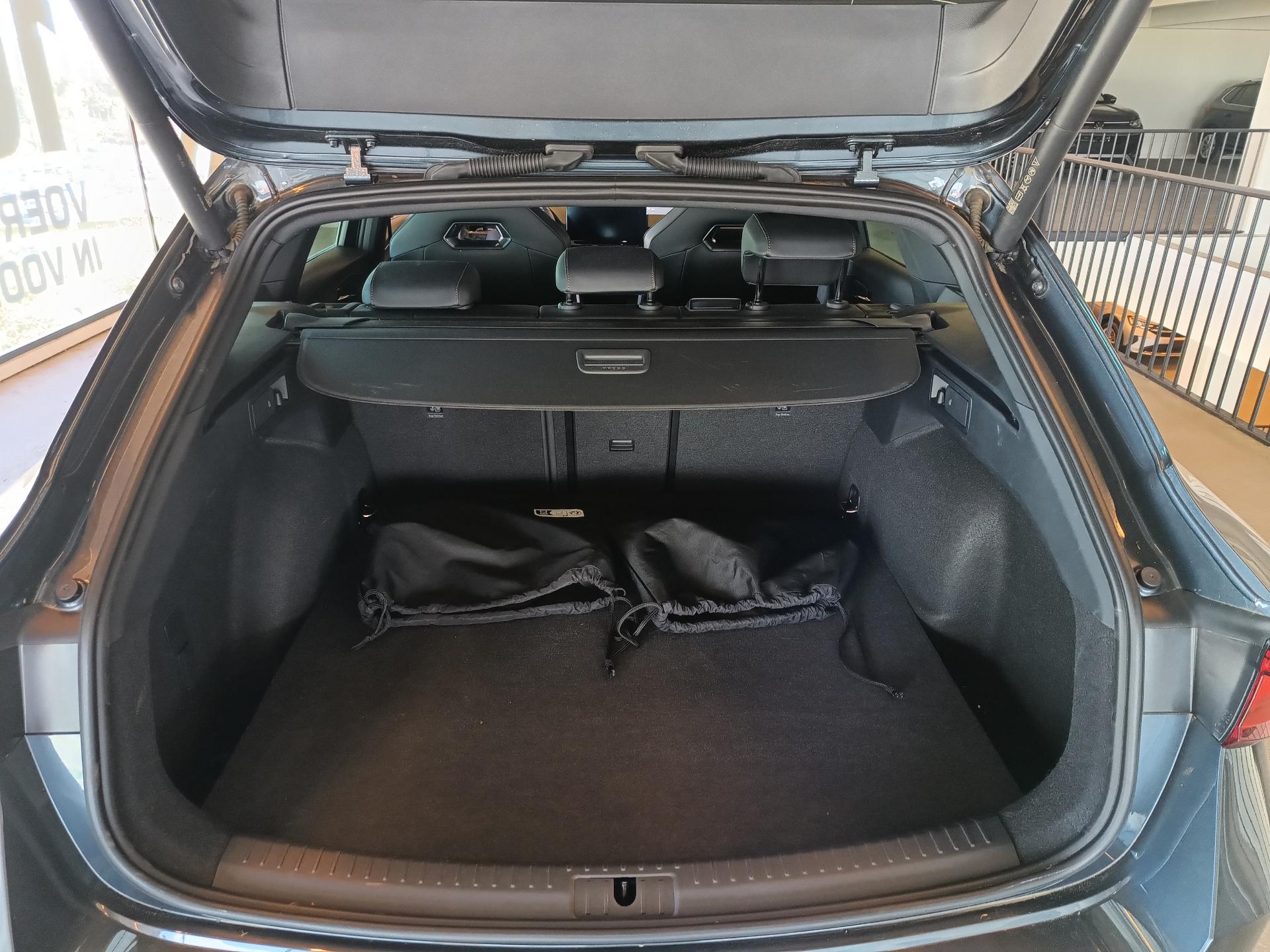 Seat Leon 1.4 TSI eHybrid – foto 10 – kavel bij Antwerp Auctions, Aartselaar