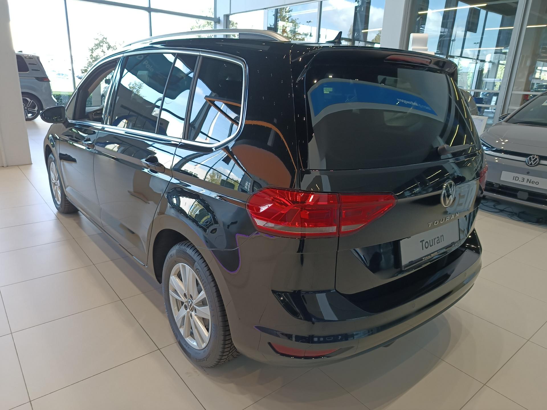 VW Touran Highline Business 1.5 TSI – foto 2 – kavel bij Antwerp Auctions, Aartselaar