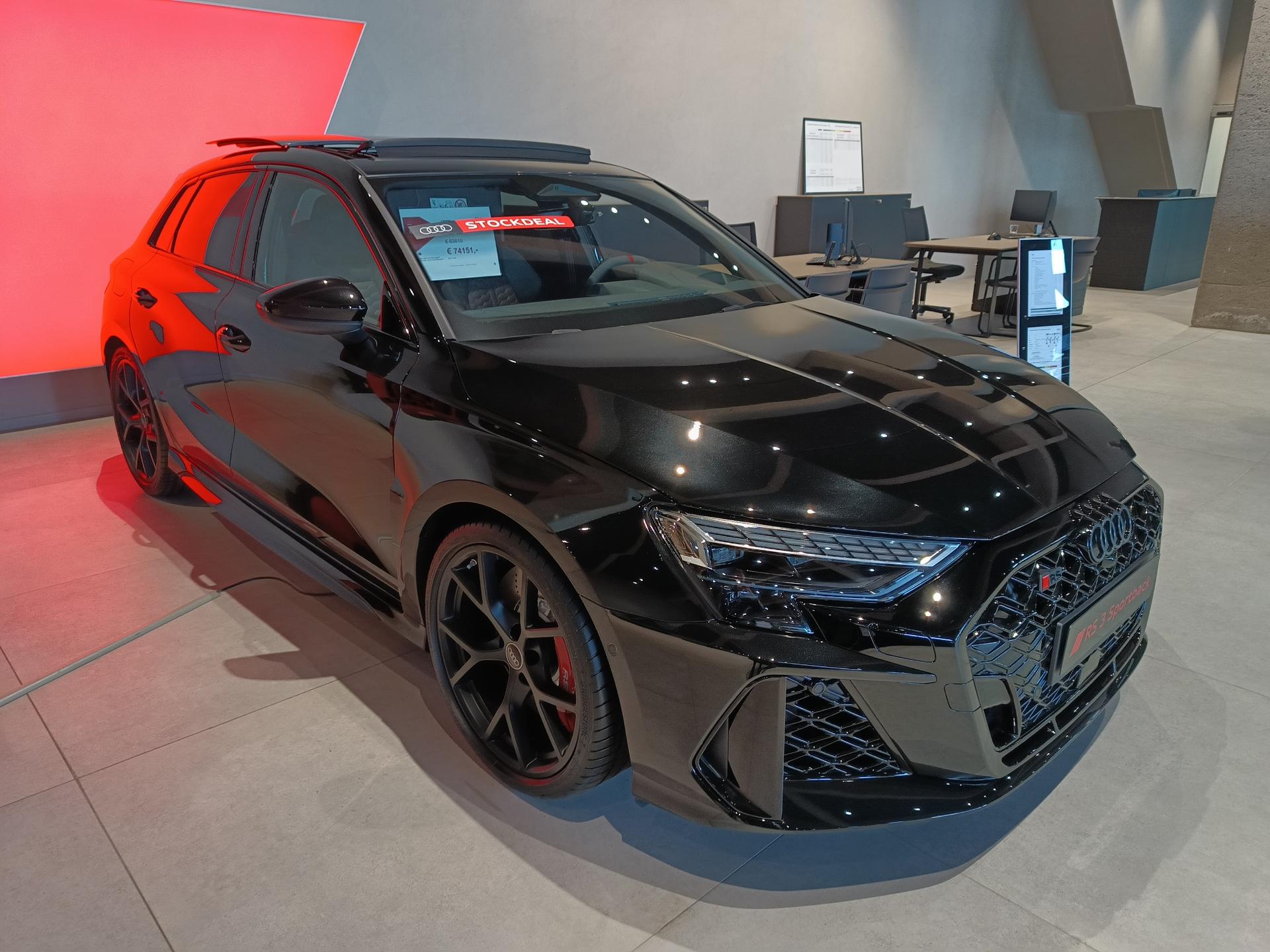 Audi RS3 Sportback – foto 4 – kavel bij Antwerp Auctions, Aartselaar