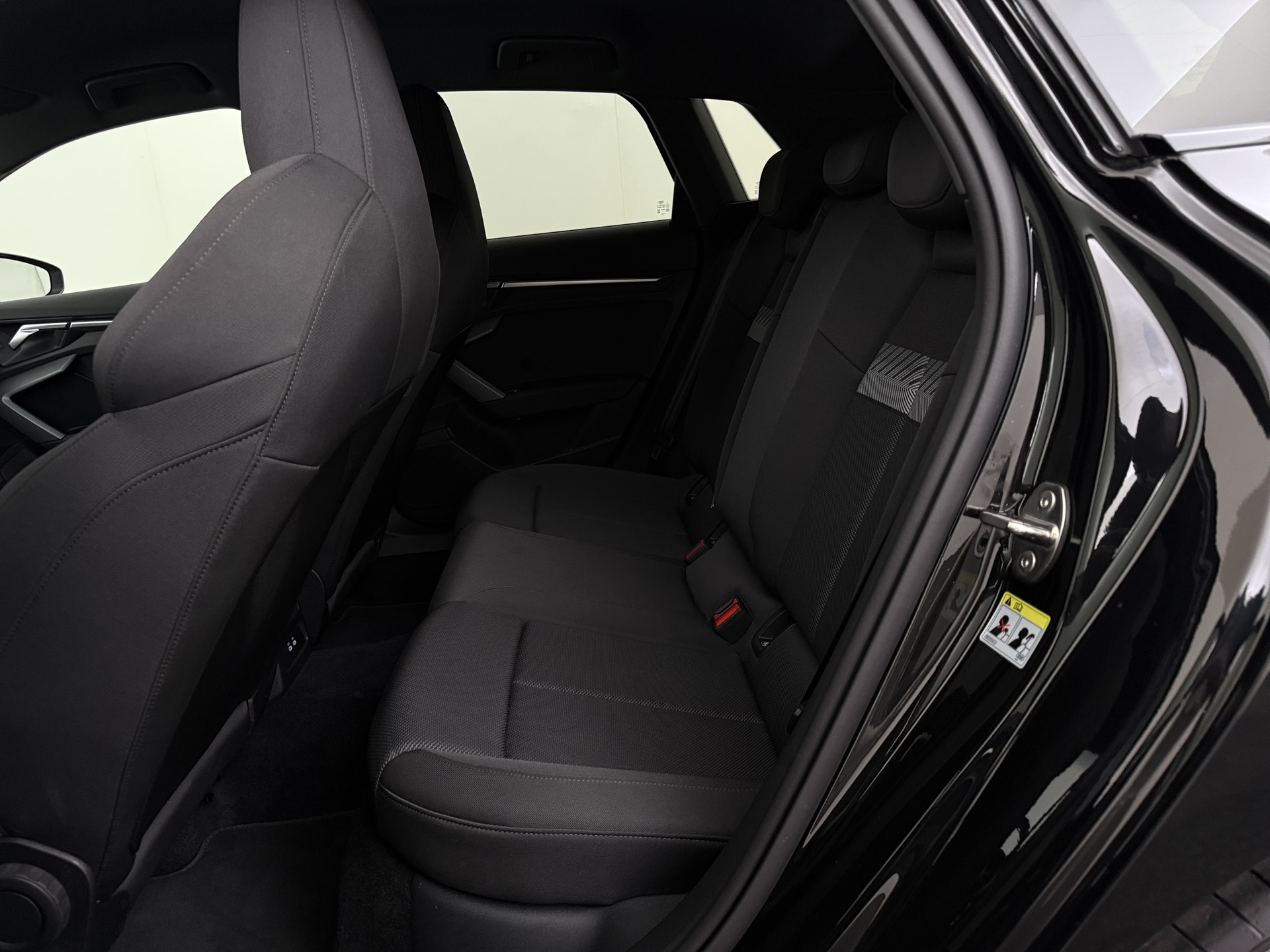 Audi A3 Sportback 1.5 DSG – foto 10 – kavel bij Antwerp Auctions, Aartselaar
