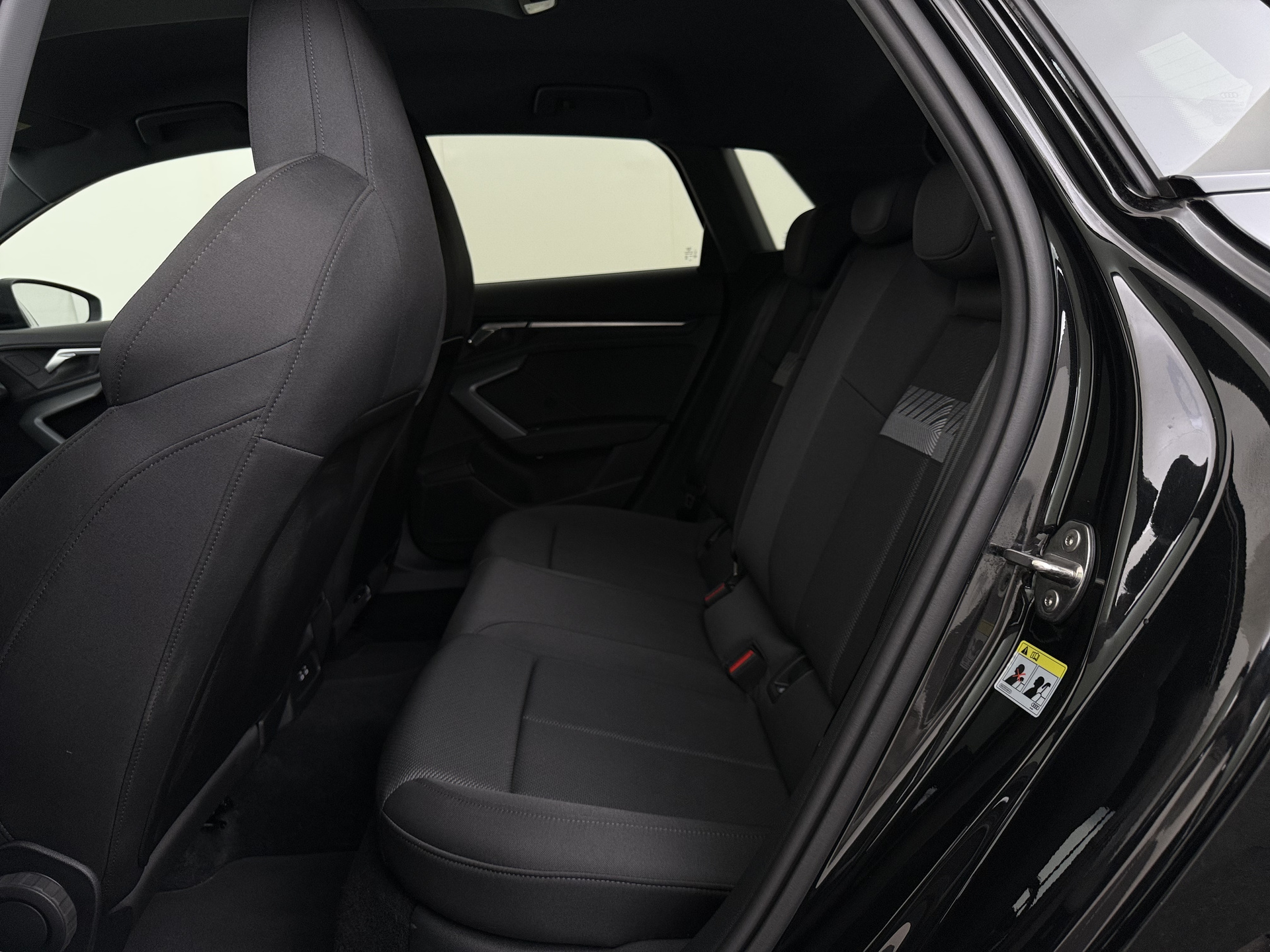 Audi A3 Sportback 1.5 DSG – foto 10 – kavel bij Antwerp Auctions, Aartselaar