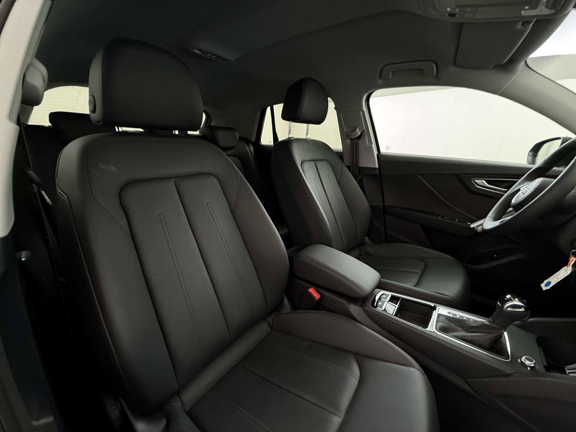 Audi Q2 35 TFSI S Line S Tronic – foto 9 – kavel bij Antwerp Auctions, Aartselaar