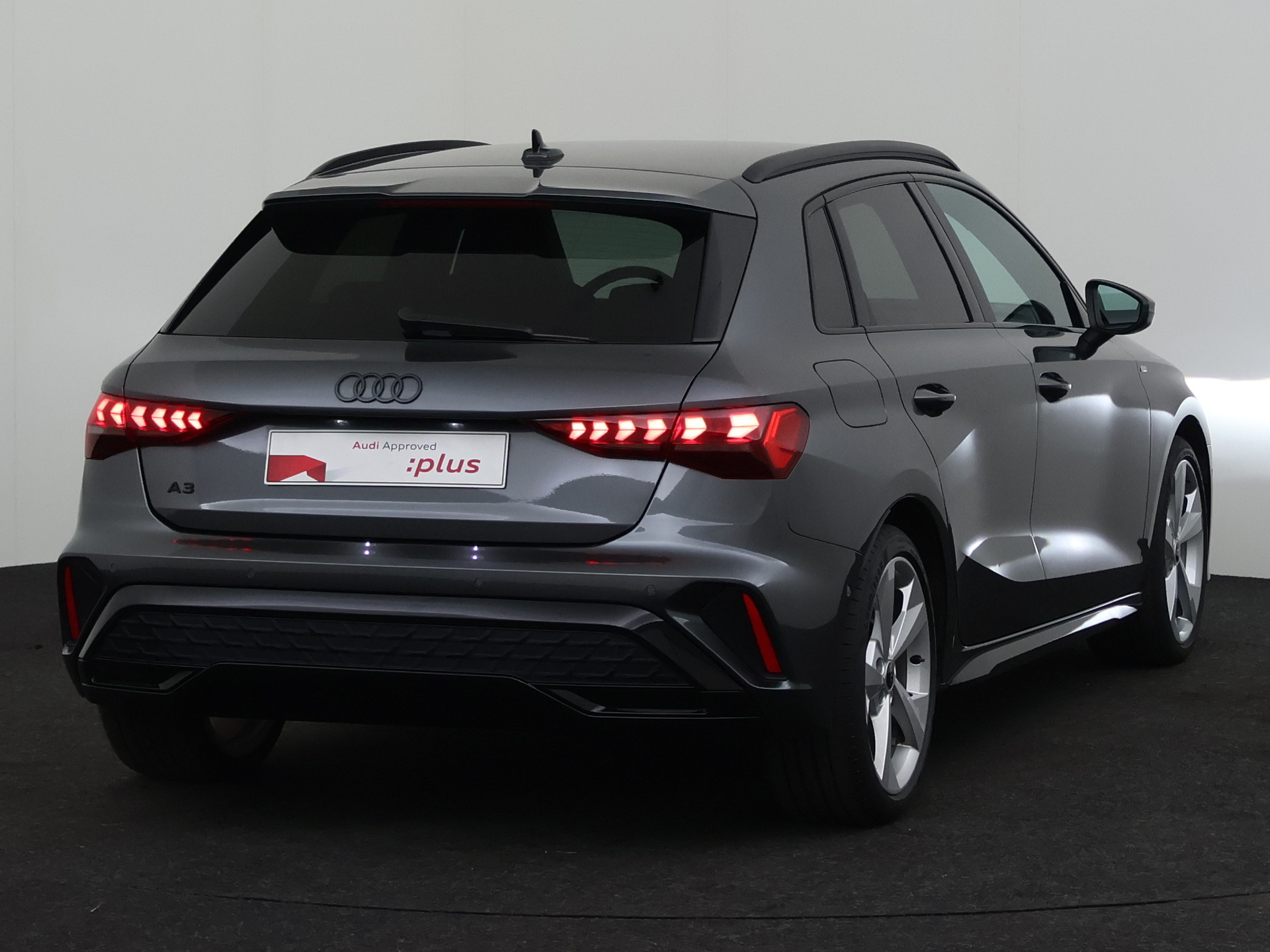 Audi A3 Sportback 1.5 DSG – foto 3 – kavel bij Antwerp Auctions, Aartselaar
