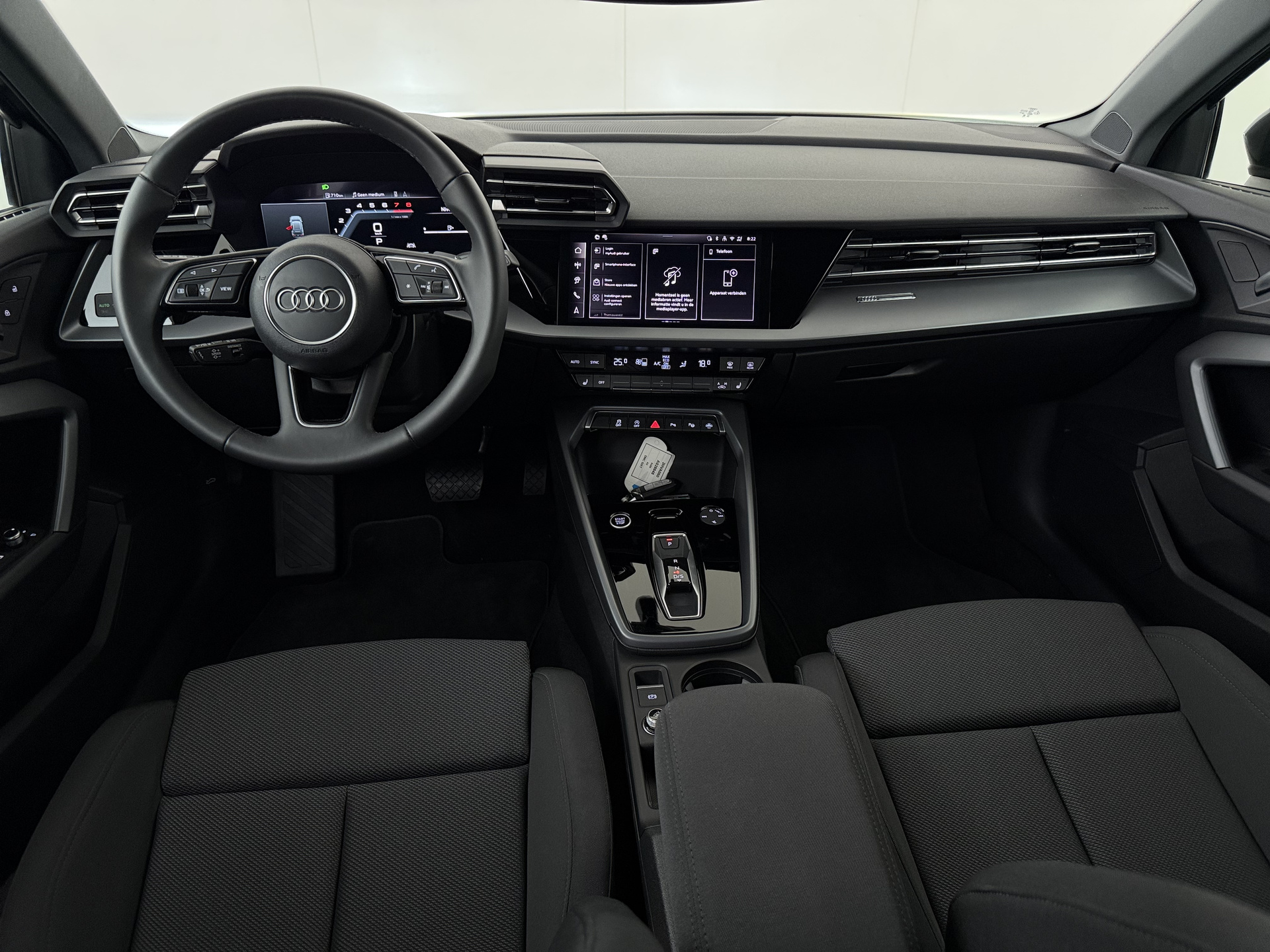 Audi A3 Sportback 1.5 DSG – foto 7 – kavel bij Antwerp Auctions, Aartselaar