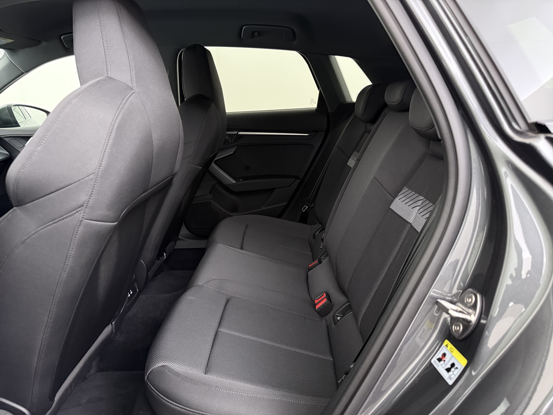 Audi A3 Sportback 1.5 DSG – foto 10 – kavel bij Antwerp Auctions, Aartselaar