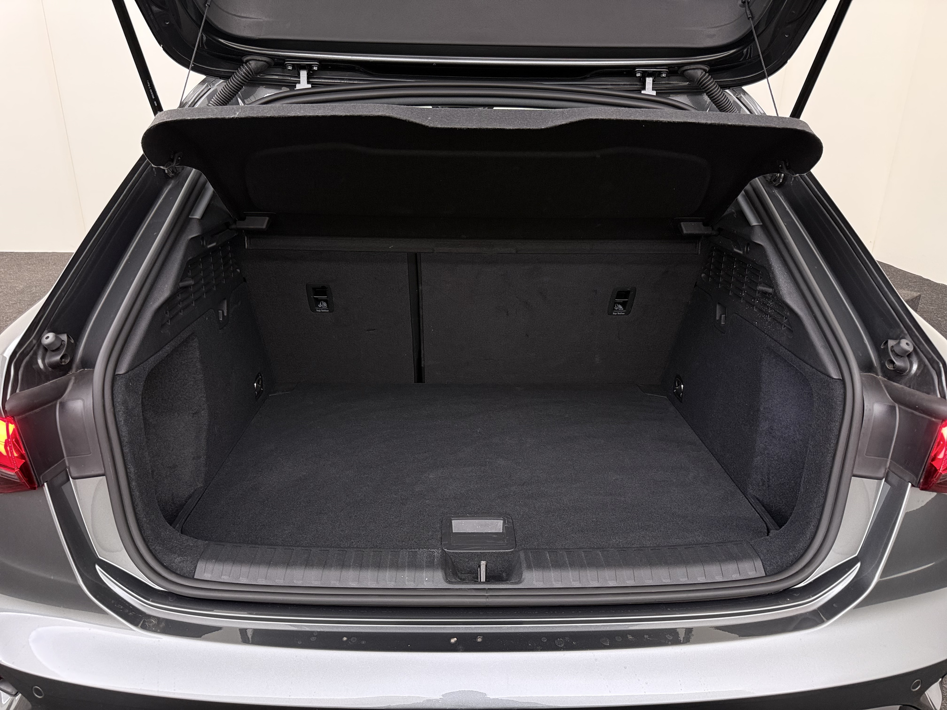 Audi A3 Sportback 1.5 DSG – foto 11 – kavel bij Antwerp Auctions, Aartselaar