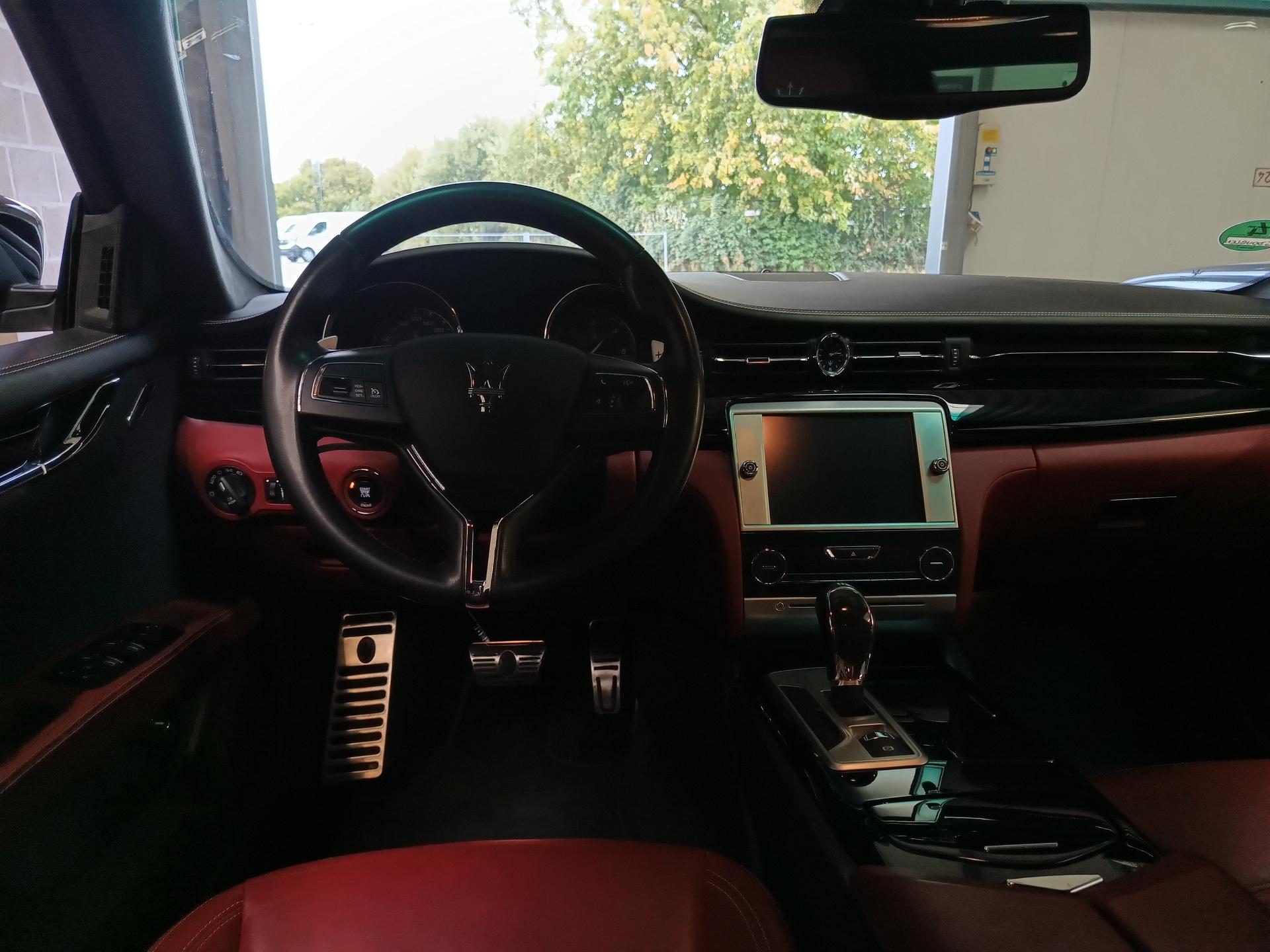 Maserati QUATTROPORTE 3.0 AT – foto 7 – kavel bij Antwerp Auctions, Aartselaar