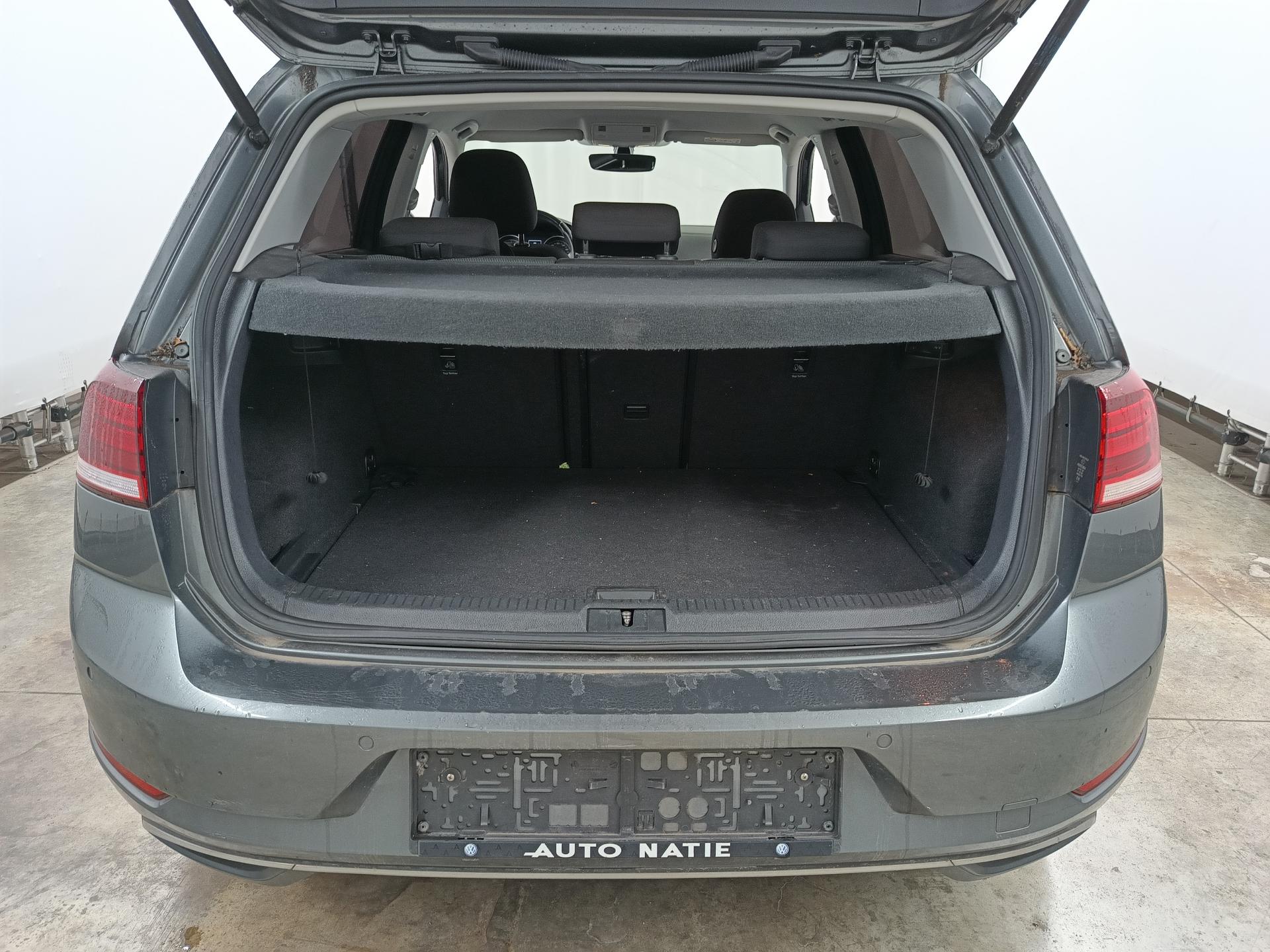 VW Golf 1.0 TSI – foto 9 – kavel bij Antwerp Auctions, Aartselaar