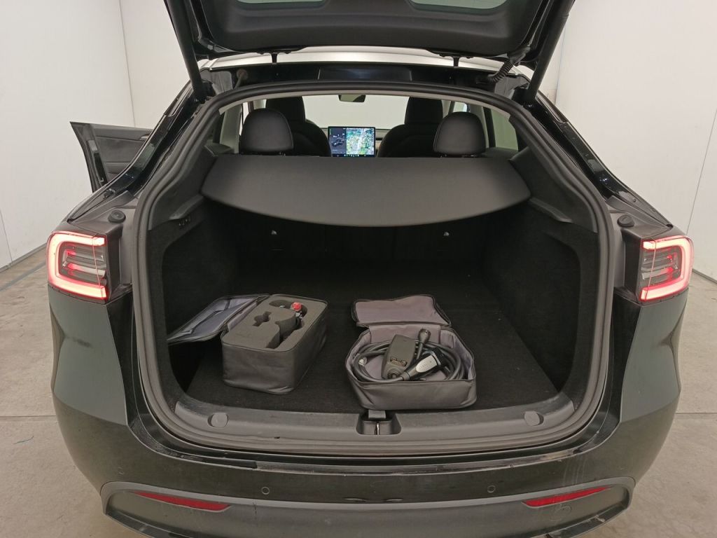 Tesla Model Y Long Range Dual Motor – foto 10 – kavel bij Antwerp Auctions, Aartselaar