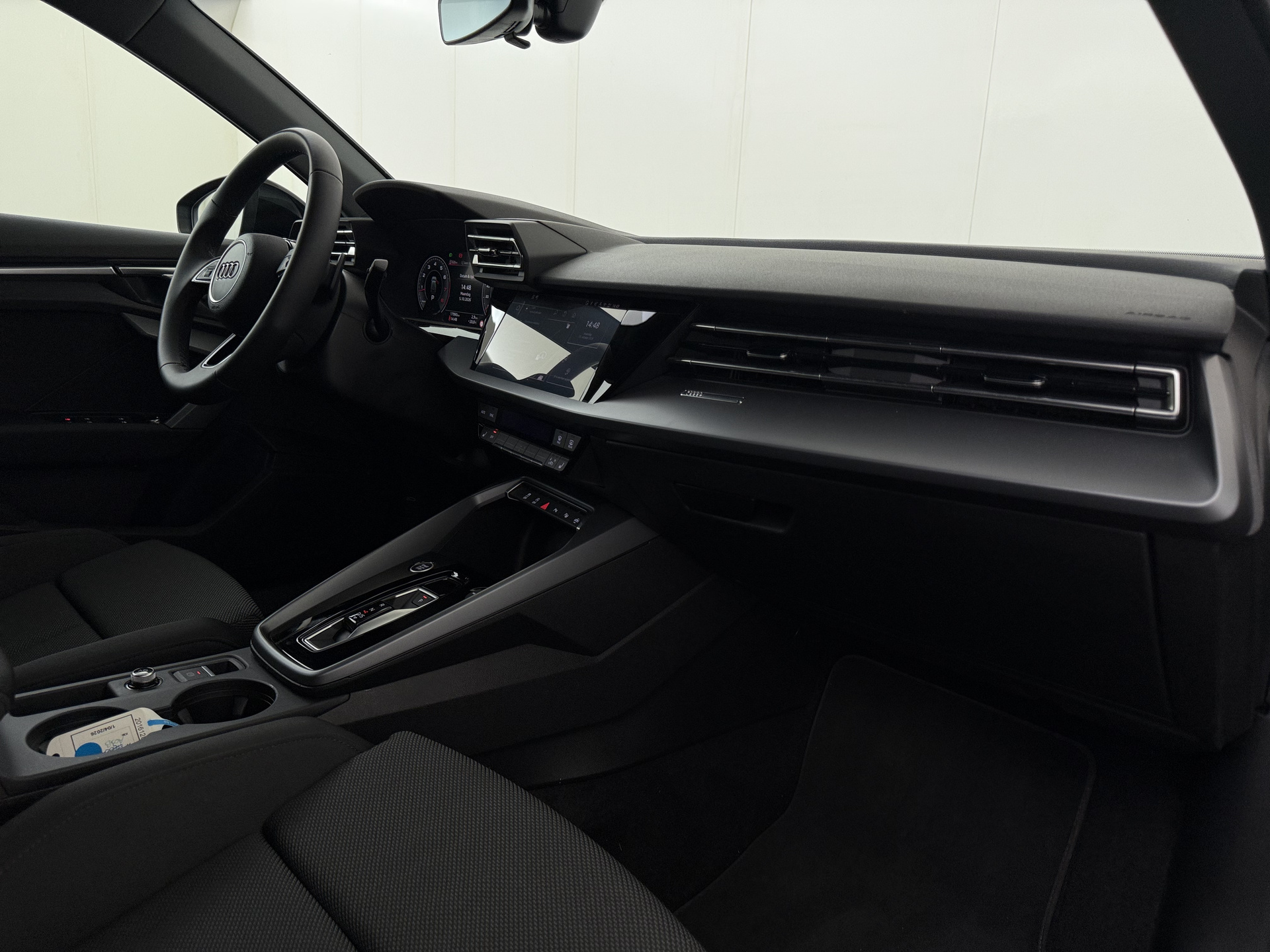 Audi A3 Sportback 1.5 DSG – foto 8 – kavel bij Antwerp Auctions, Aartselaar