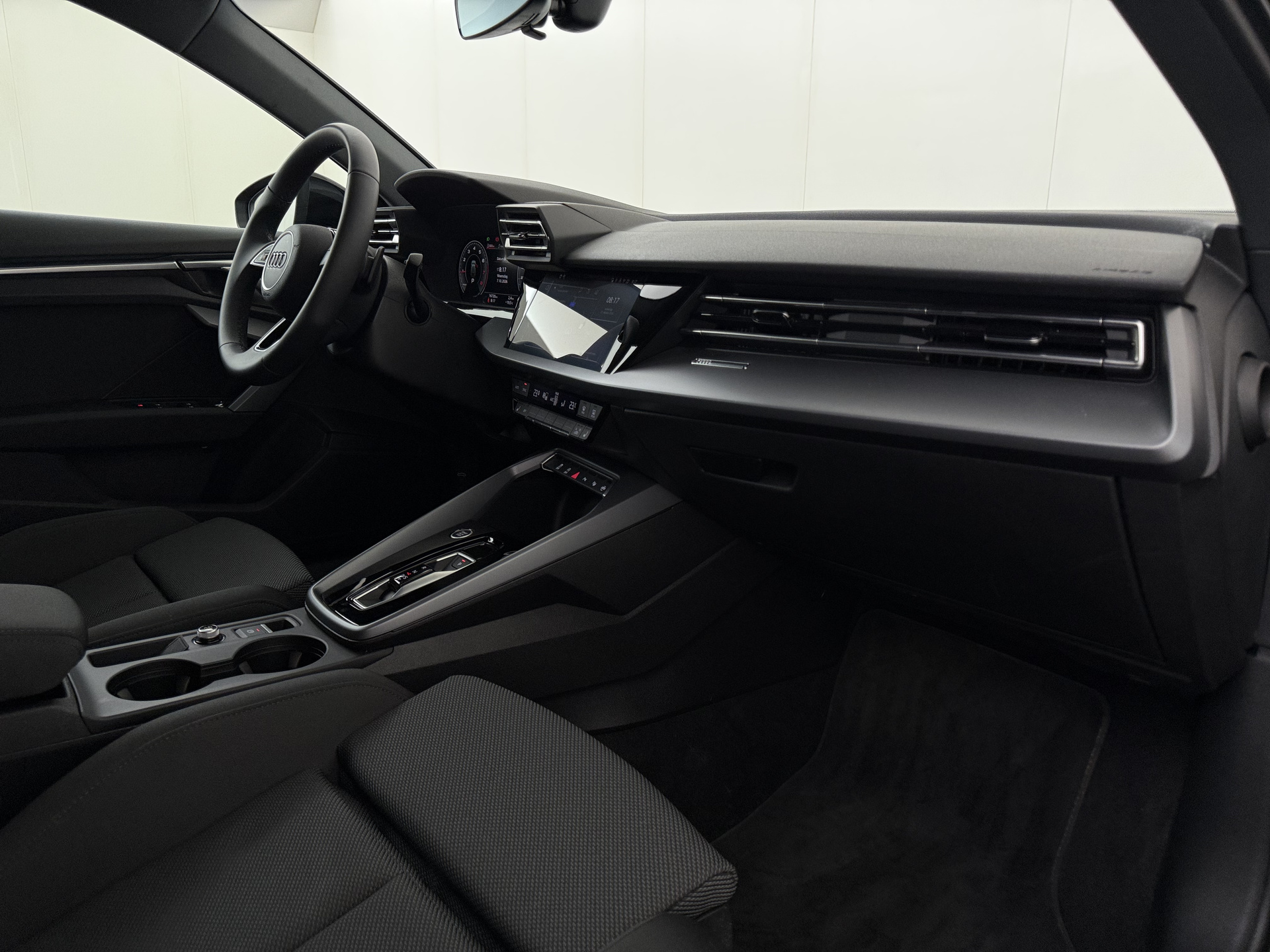 Audi A3 Sportback 1.5 DSG – foto 8 – kavel bij Antwerp Auctions, Aartselaar