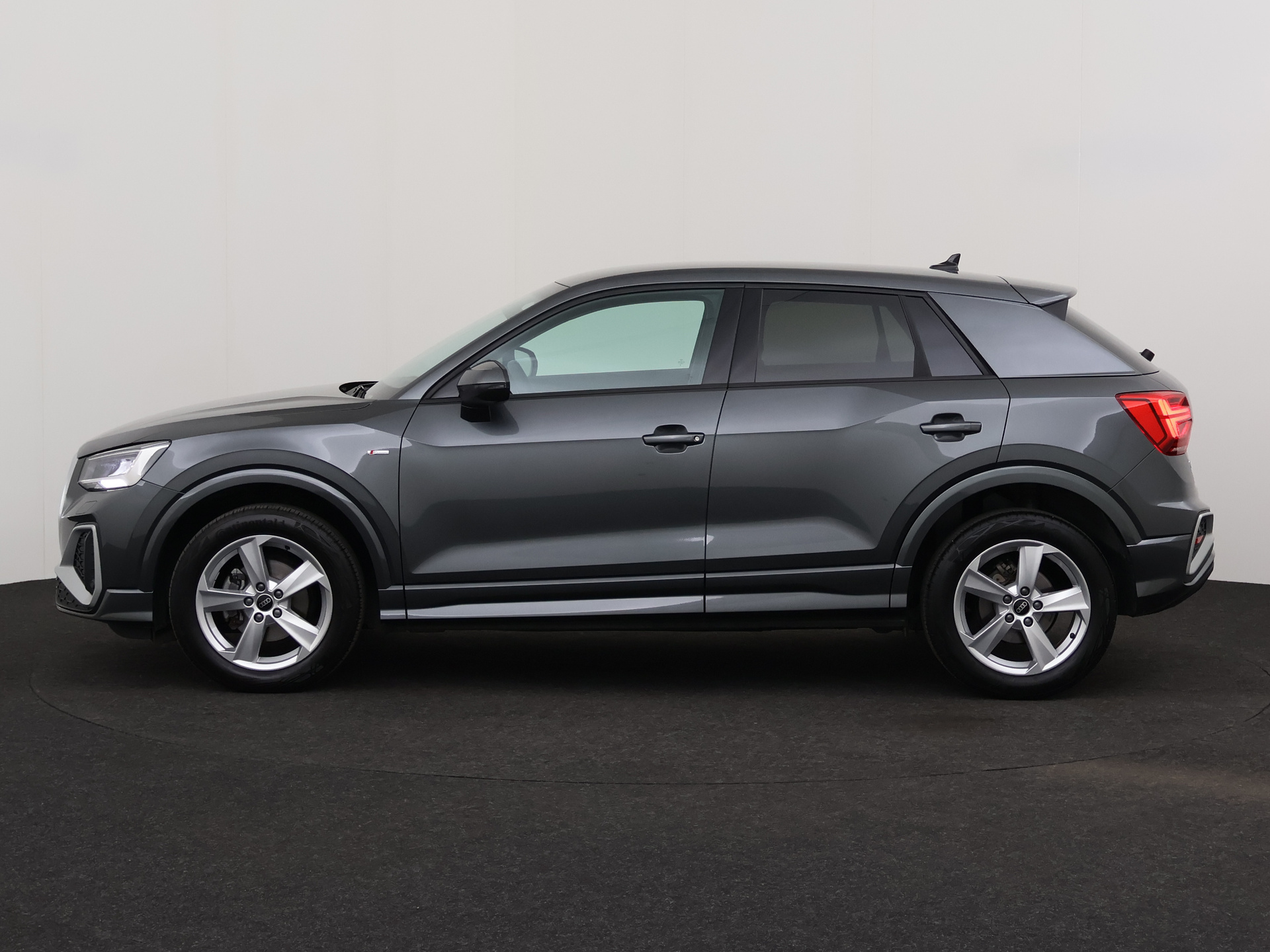 Audi Q2 35 TFSI S Line S Tronic – foto 2 – kavel bij Antwerp Auctions, Aartselaar