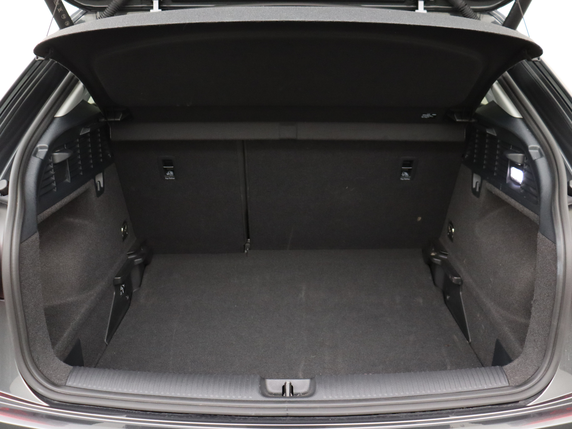 Audi Q2 35 TFSI S Line S Tronic – foto 11 – kavel bij Antwerp Auctions, Aartselaar