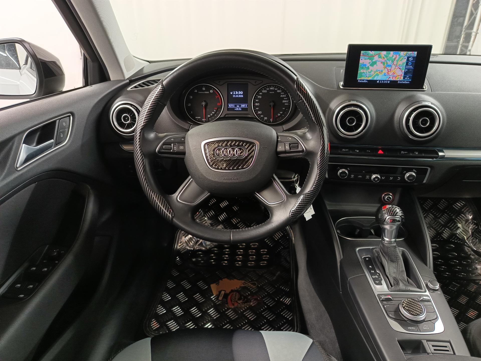 Audi A3 1.8 AT – foto 8 – kavel bij Antwerp Auctions, Aartselaar
