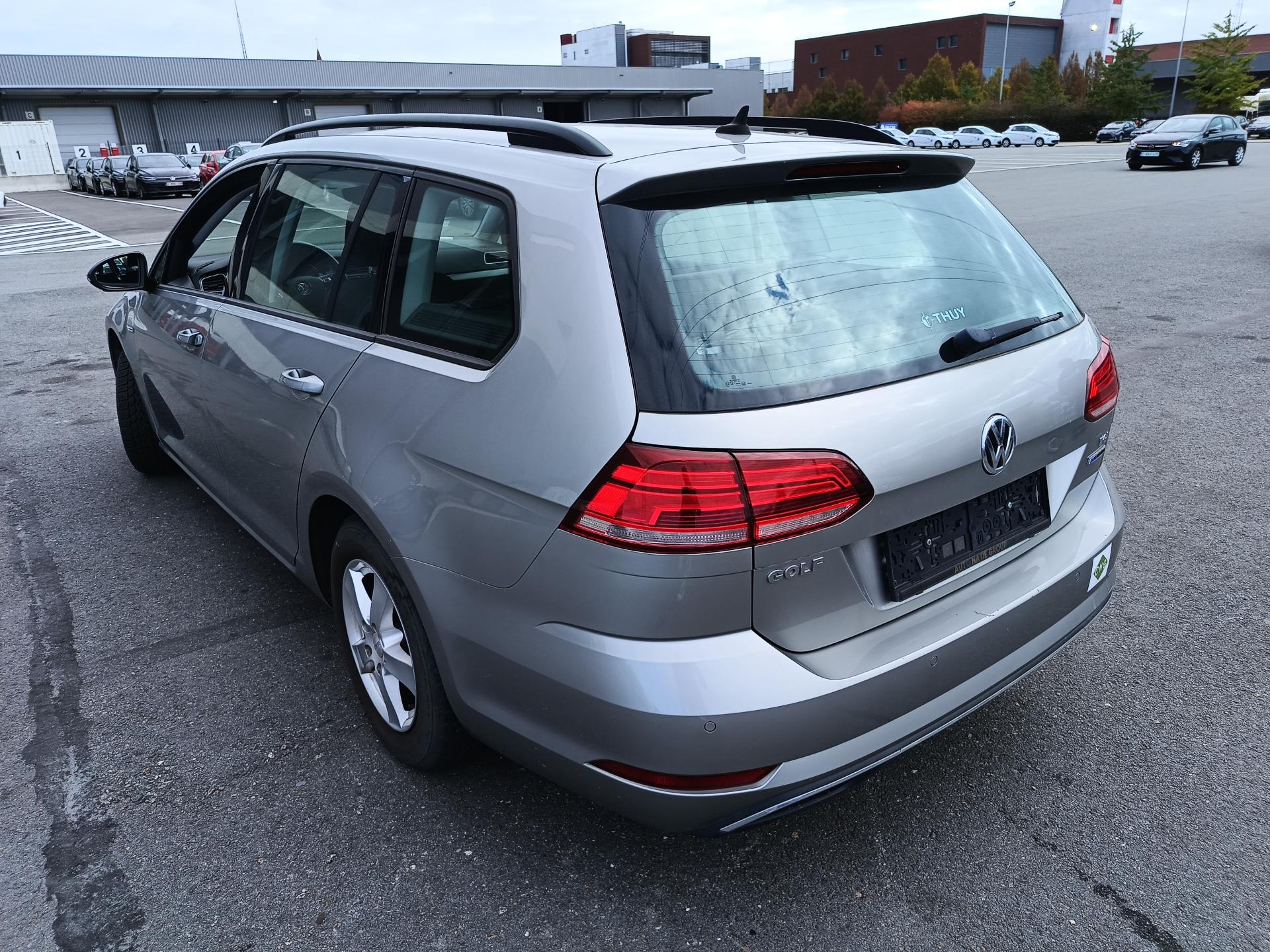 Volkswagen Golf Variant 1.4i – foto 2 – kavel bij Antwerp Auctions, Aartselaar