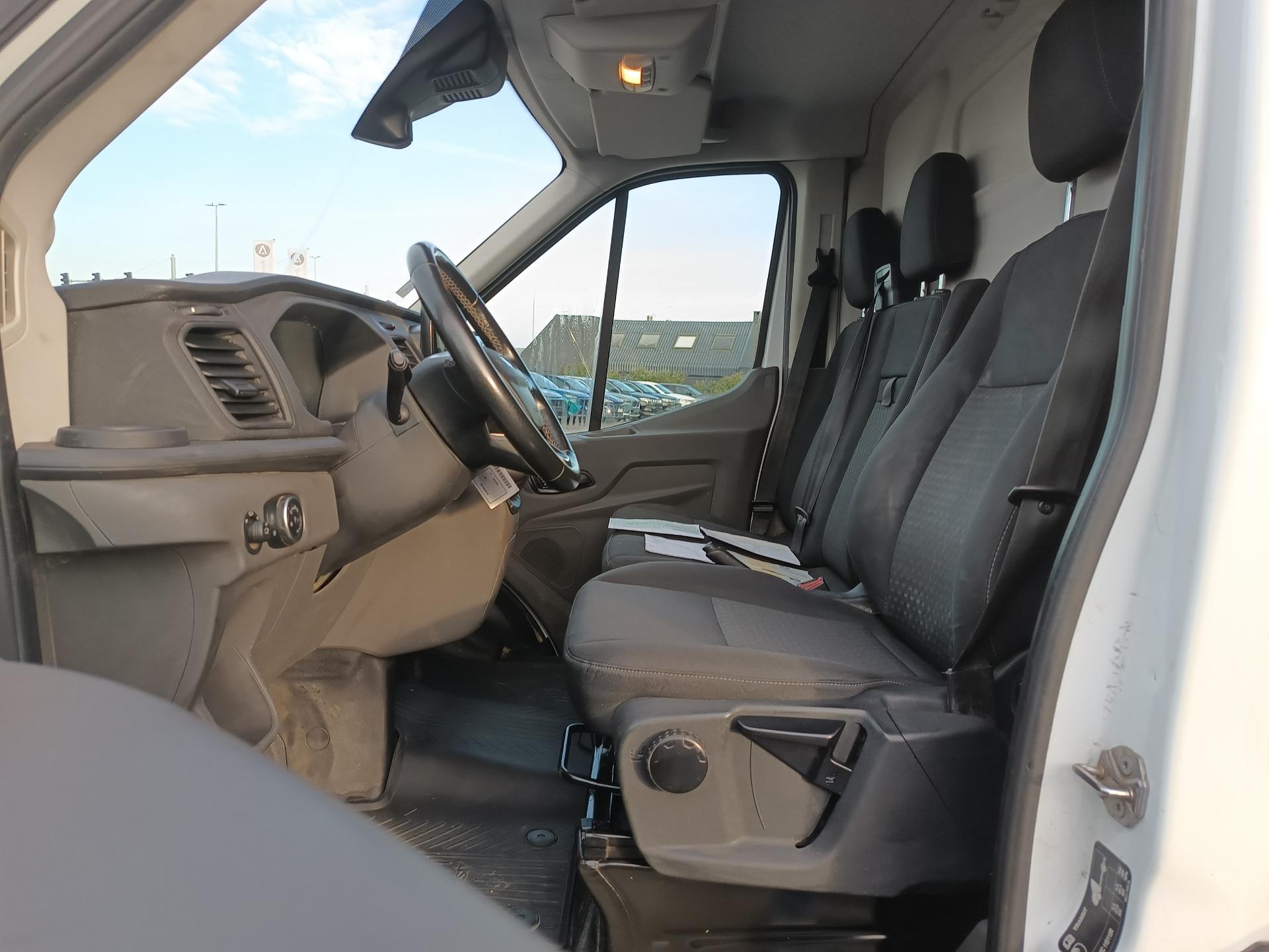 Ford TRANSIT 2.0 MT – foto 7 – kavel bij Antwerp Auctions, Aartselaar