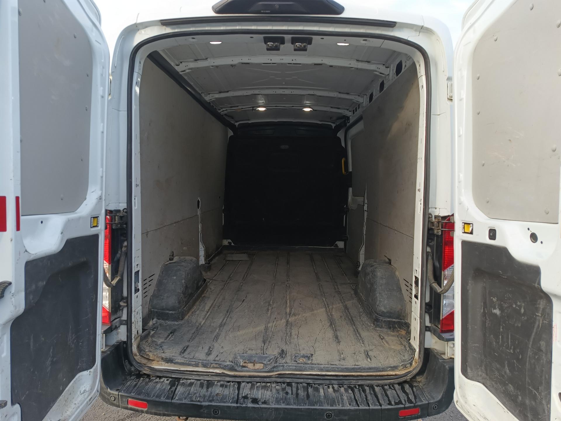 Ford TRANSIT 2.0 MT – foto 8 – kavel bij Antwerp Auctions, Aartselaar