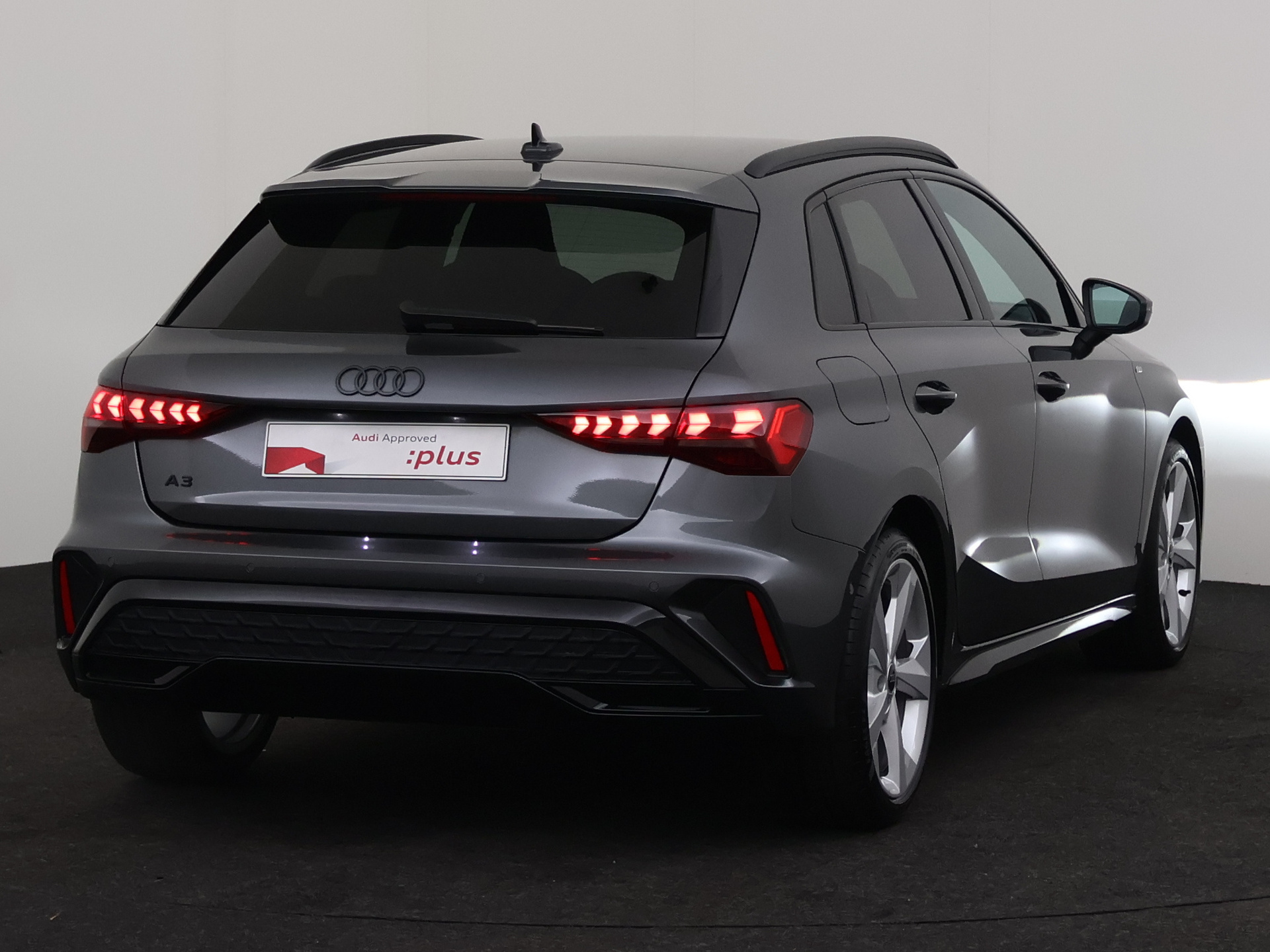 Audi A3 Sportback 1.5 DSG – foto 3 – kavel bij Antwerp Auctions, Aartselaar