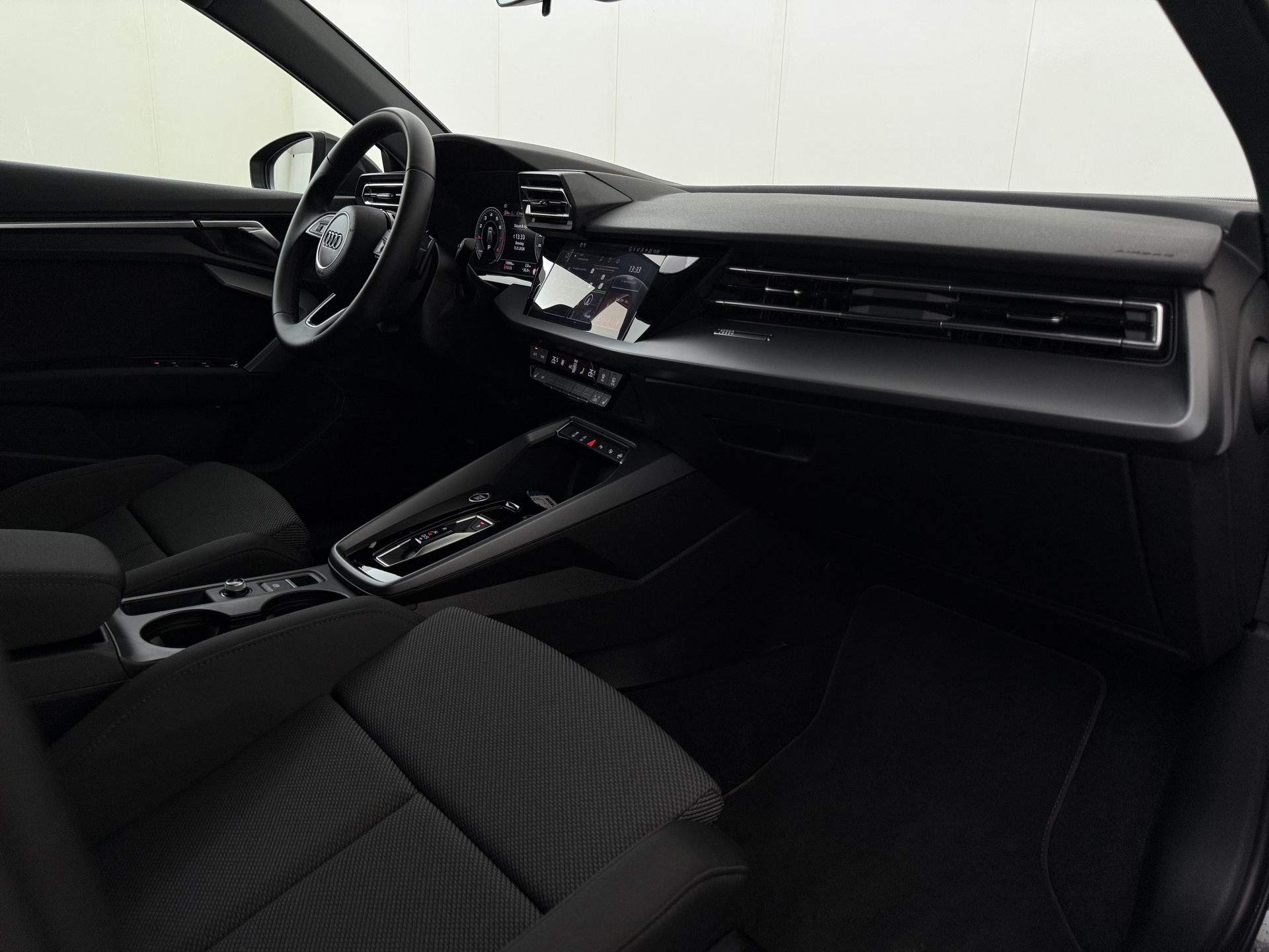 Audi A3 Sportback 1.5 DSG – foto 8 – kavel bij Antwerp Auctions, Aartselaar
