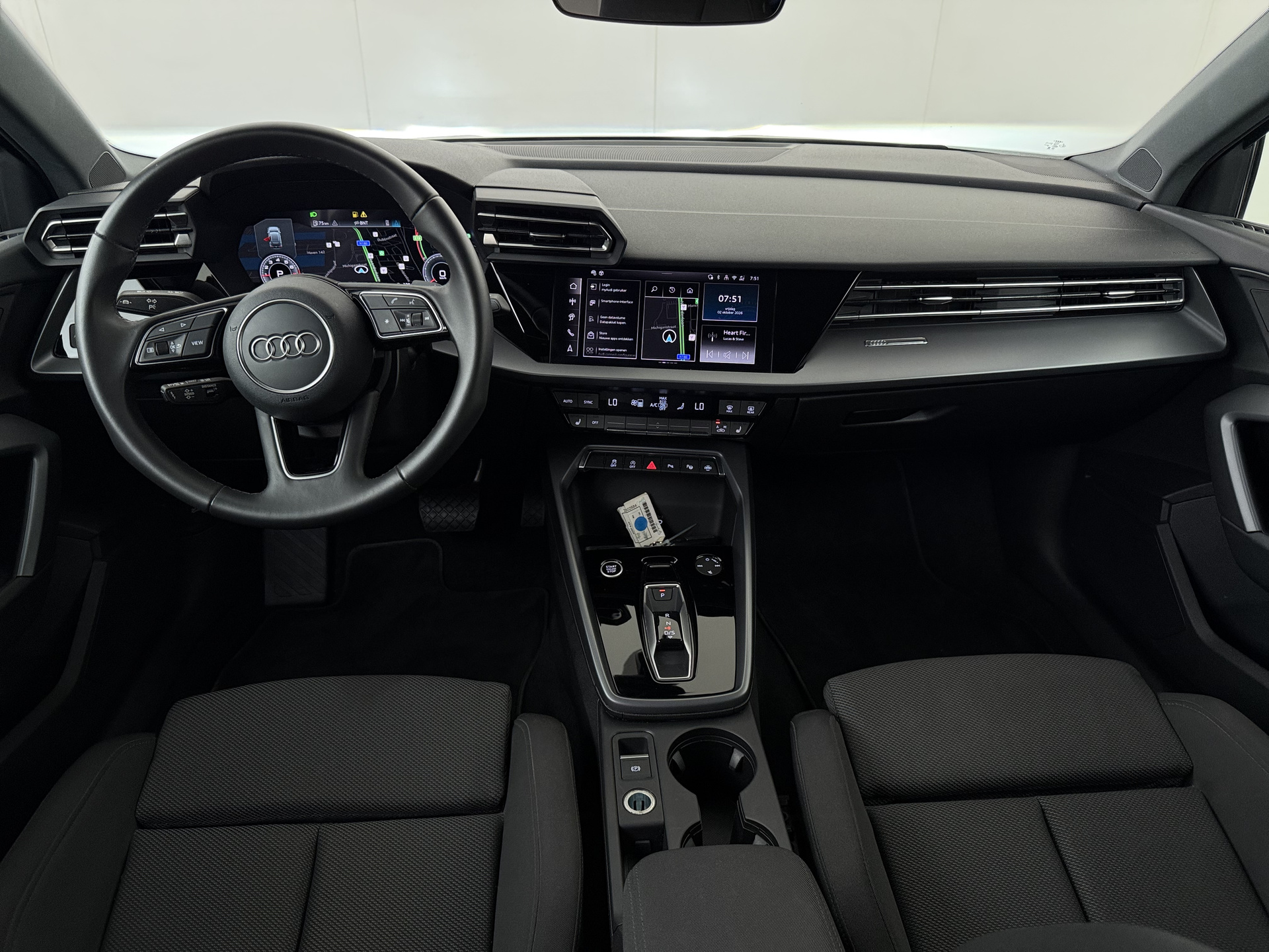 Audi A3 Sportback 1.5 DSG – foto 7 – kavel bij Antwerp Auctions, Aartselaar