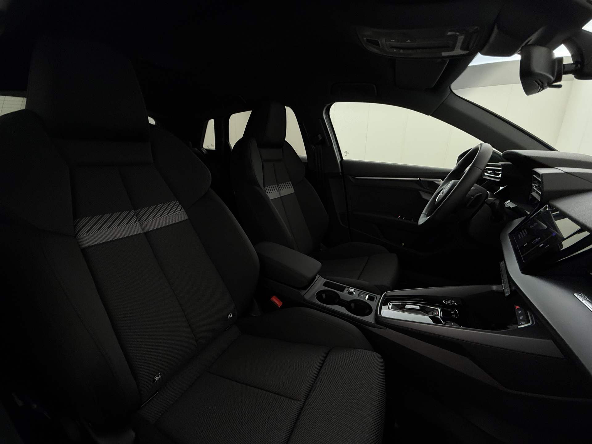 Audi A3 Sportback 1.5 DSG – foto 9 – kavel bij Antwerp Auctions, Aartselaar