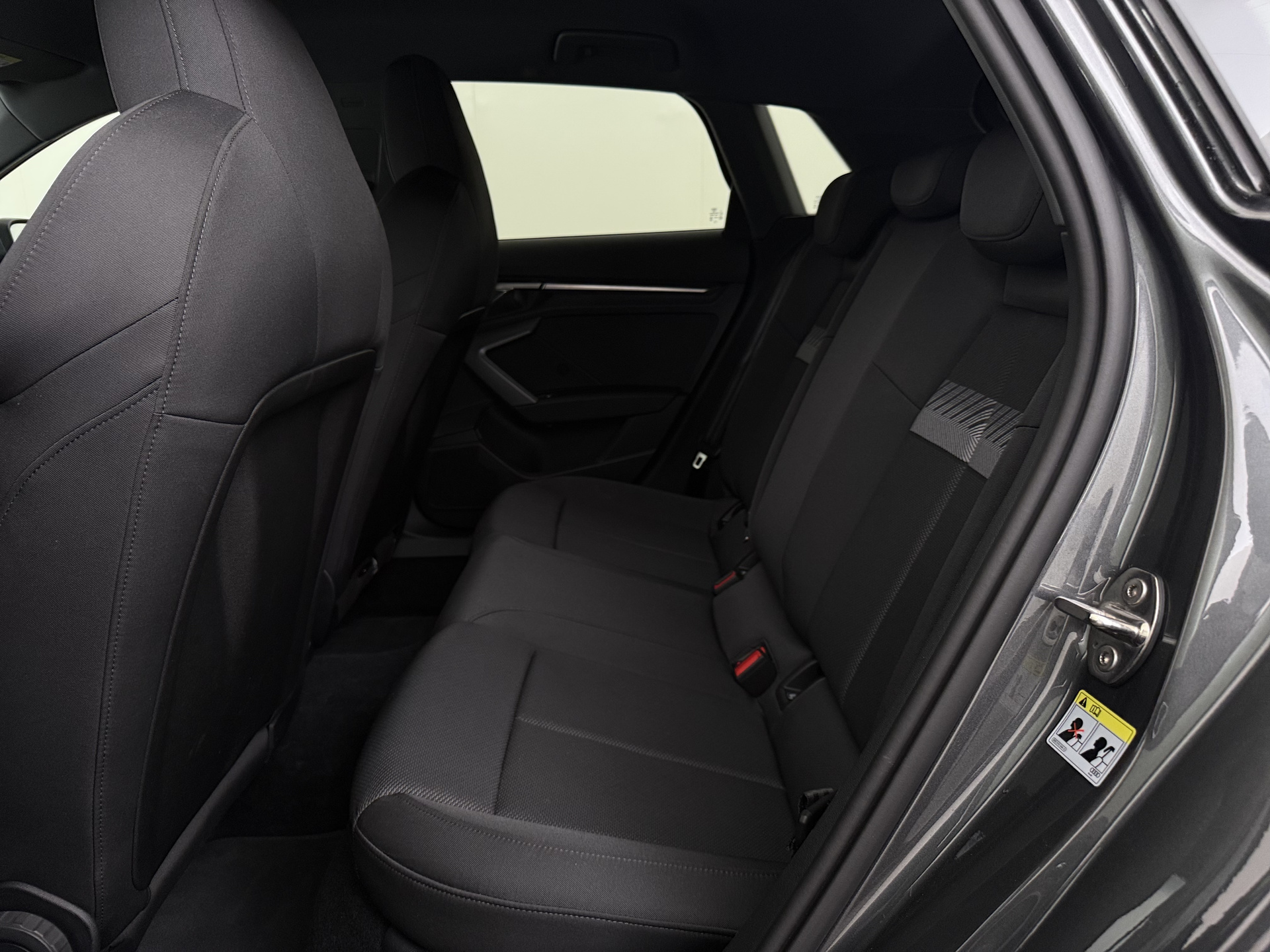 Audi A3 Sportback 1.5 DSG – foto 10 – kavel bij Antwerp Auctions, Aartselaar
