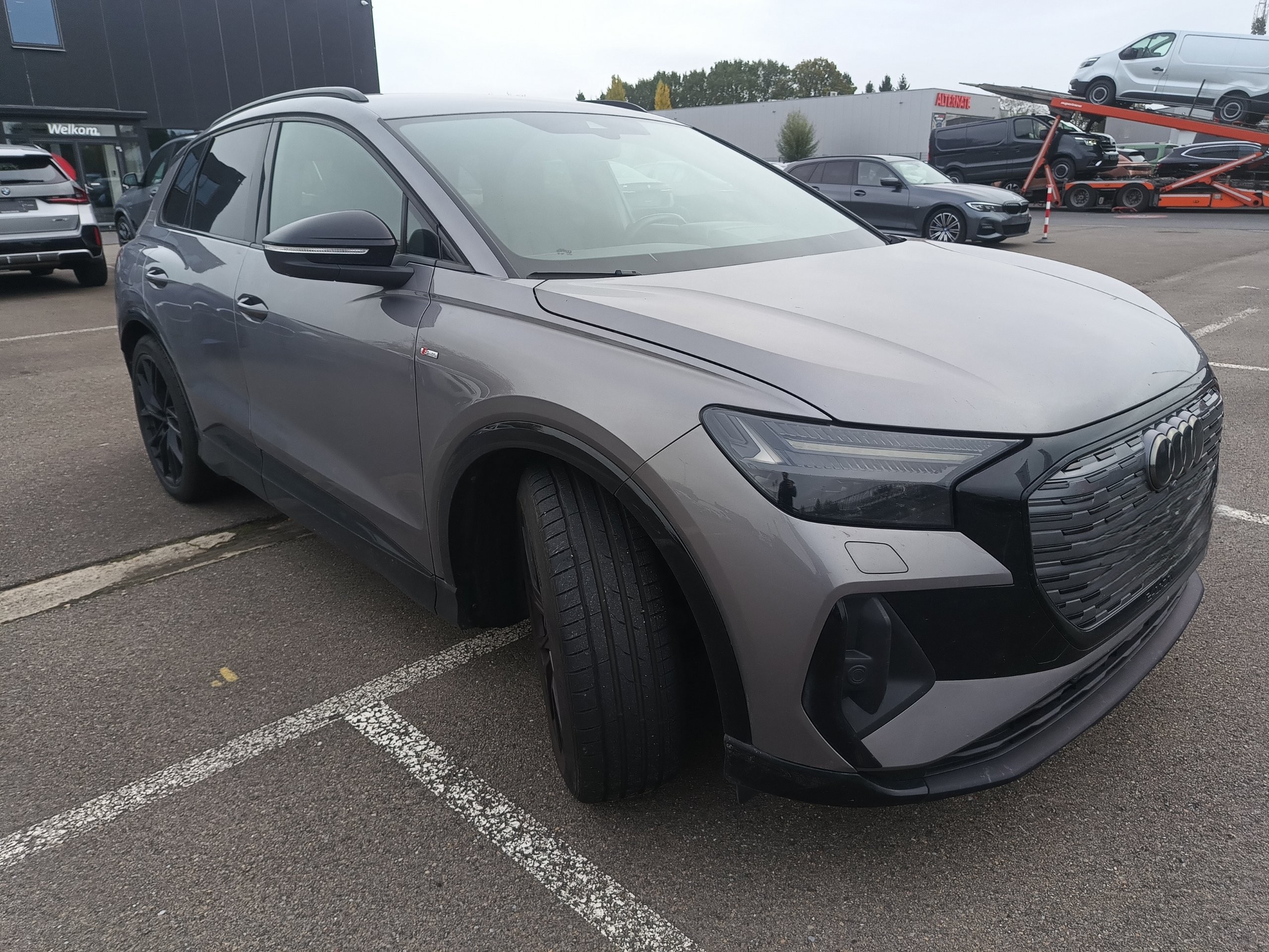 Audi Q4 e-tron – foto 4 – kavel bij Antwerp Auctions, Aartselaar