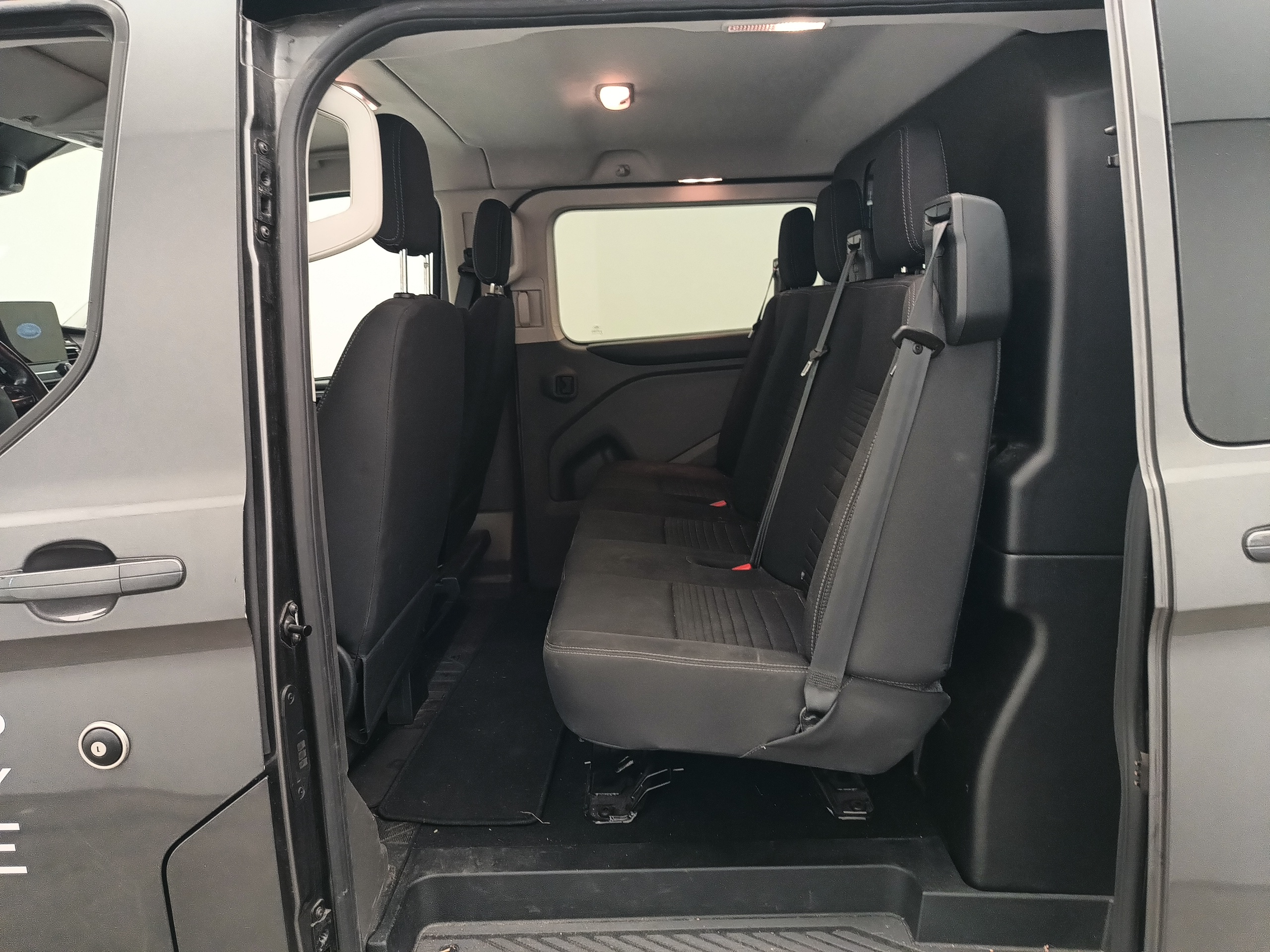 Ford Transit Custom 2.0 AT – foto 9 – kavel bij Antwerp Auctions, Aartselaar