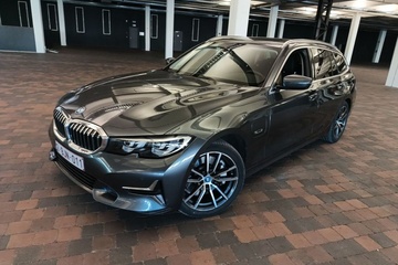 Afbeelding van BMW 330 e Touring Luxury Line 2.0 AT