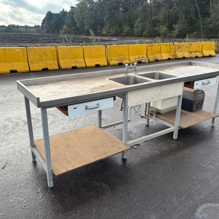 Afbeelding van was tafel + boiler droogkast