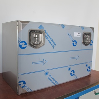 Afbeelding van onderbouw kist voor een vrachtwagen