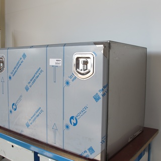 Afbeelding van onderbouw kist voor een vrachtwagen